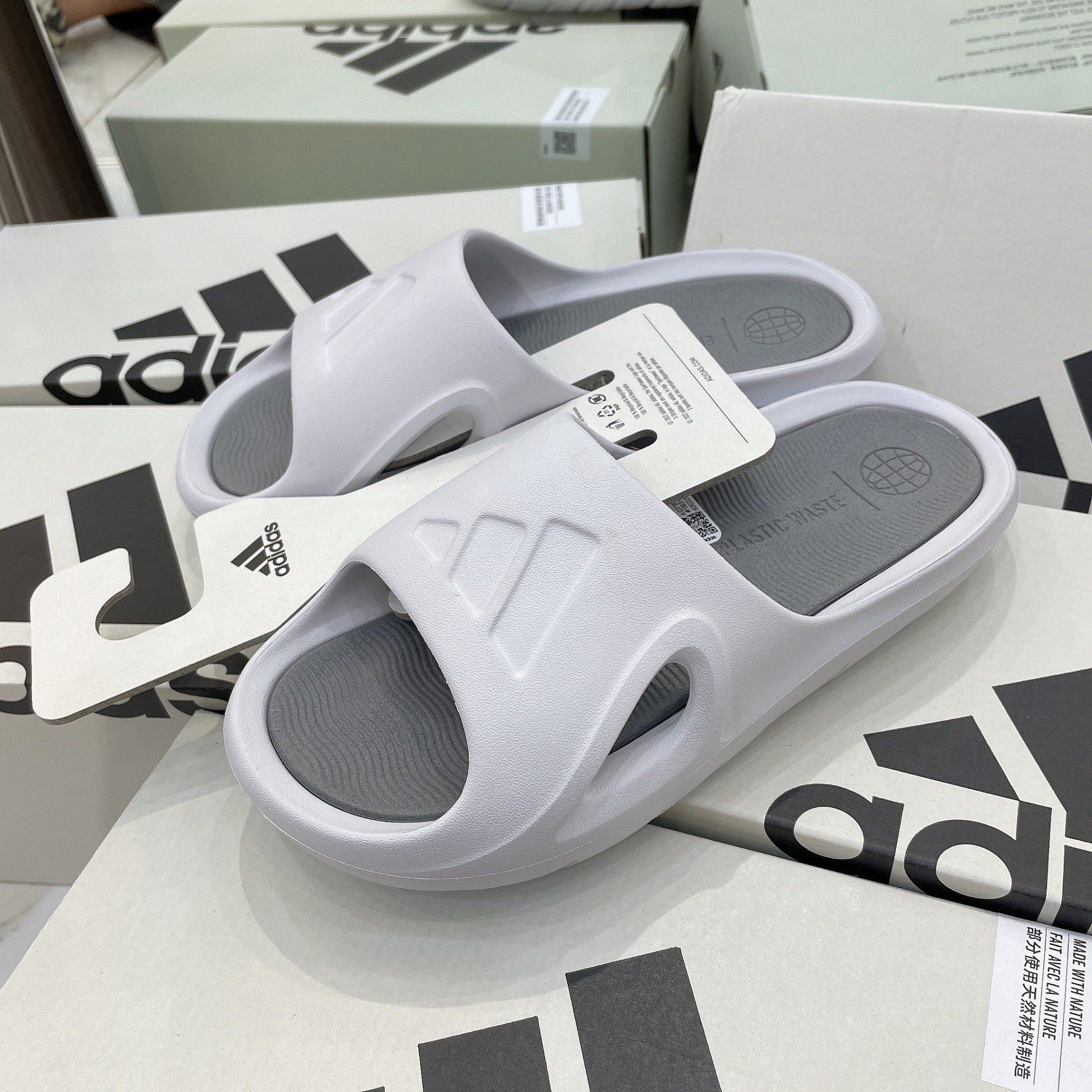  1223 - HÀNG CHÍNH HÃNG - DÉP ADIDAS ADICANE - DASH GREY – CODE : ID7188 