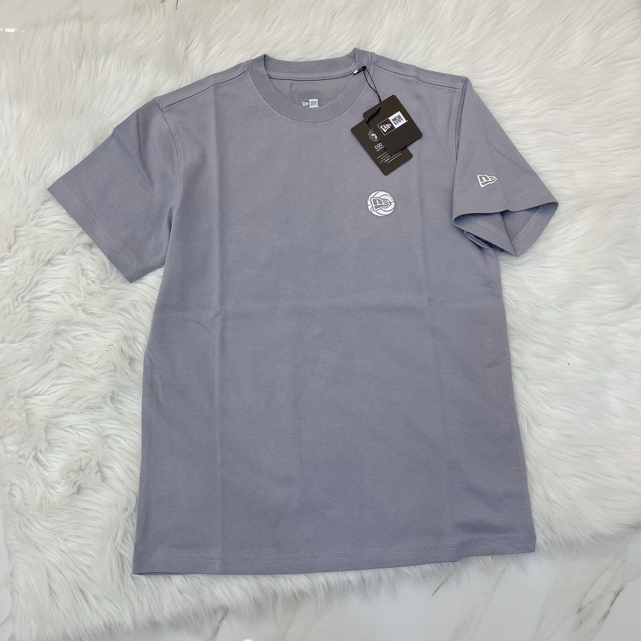 1233 - HÀNG CHÍNH HÃNG - ÁO THUN NEW ERA - SÂN BÓNG - TÍM - CODE : 13260331