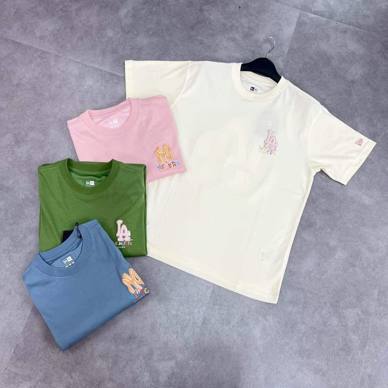 1287 - HÀNG CHÍNH HÃNG - ÁO THUN NEW ERA - GRADUATION YEARNING - HỒNG PHẤN - CODE: 13280319