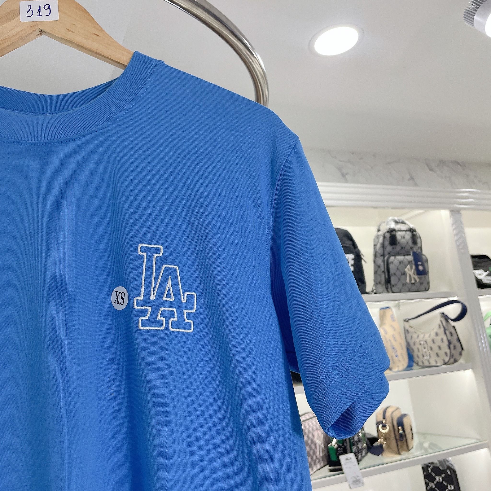 1300 - HÀNG CHÍNH HÃNG - ÁO THUN MLB - BASIC MEGA LOGO LA DODGERS - XANH BLUE - CODE: 3ATSB0433-07BLS