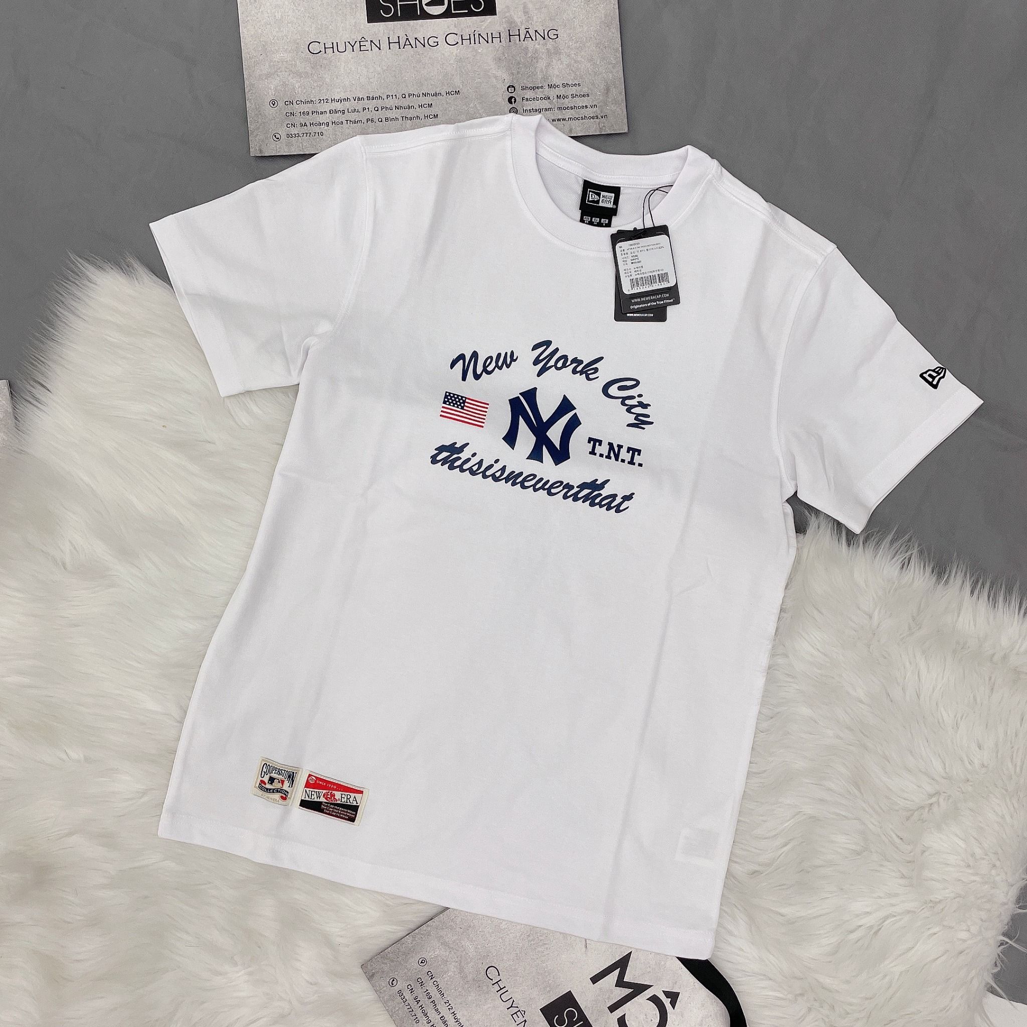 1328 - HÀNG CHÍNH HÃNG - ÁO THUN NEW ERA - NEW YORK CITY CỜ MỸ - TRẮNG - CODE: 13953723
