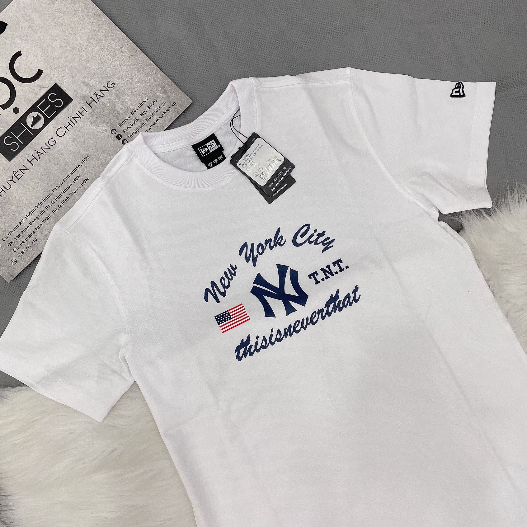 1328 - HÀNG CHÍNH HÃNG - ÁO THUN NEW ERA - NEW YORK CITY CỜ MỸ - TRẮNG - CODE: 13953723