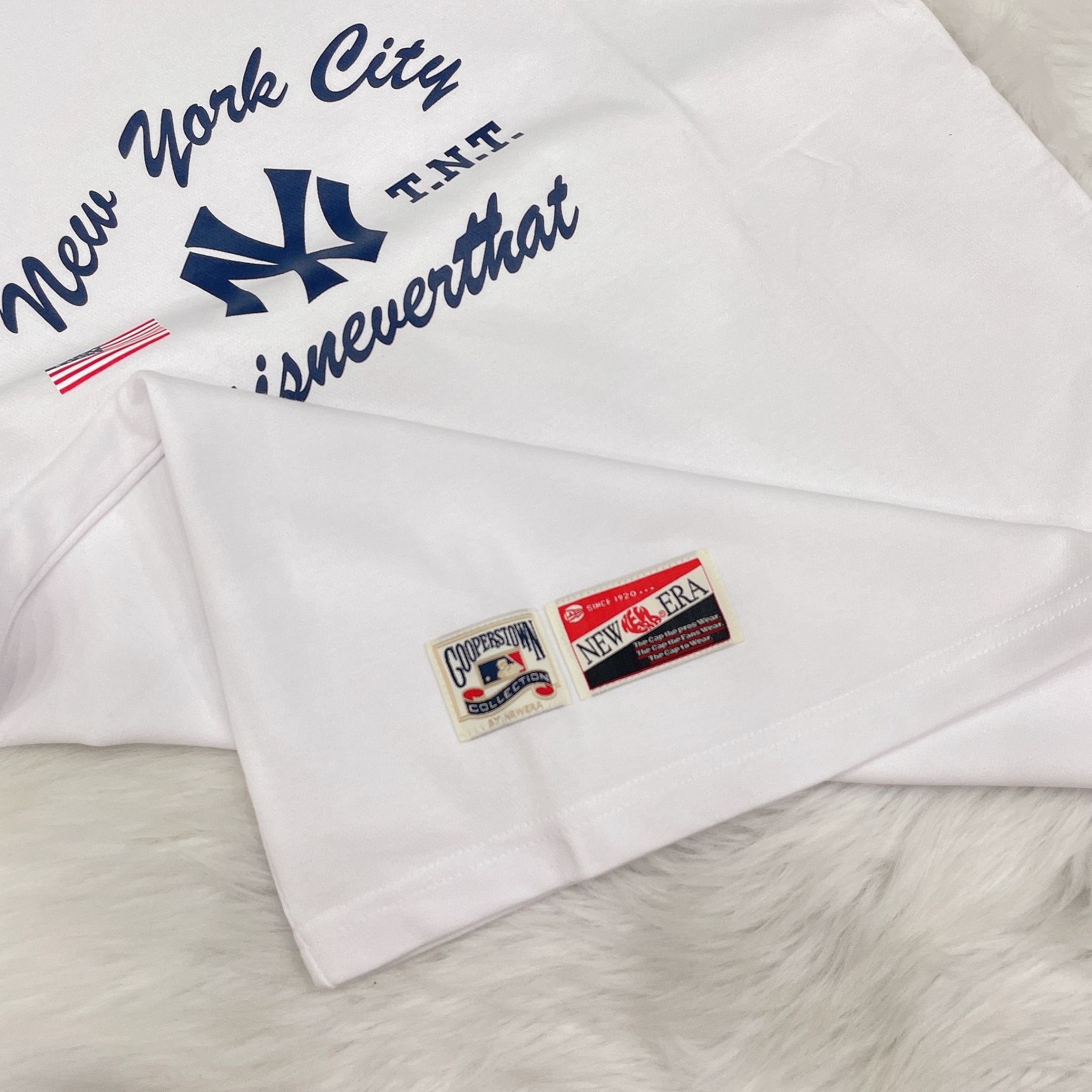 1328 - HÀNG CHÍNH HÃNG - ÁO THUN NEW ERA - NEW YORK CITY CỜ MỸ - TRẮNG - CODE: 13953723