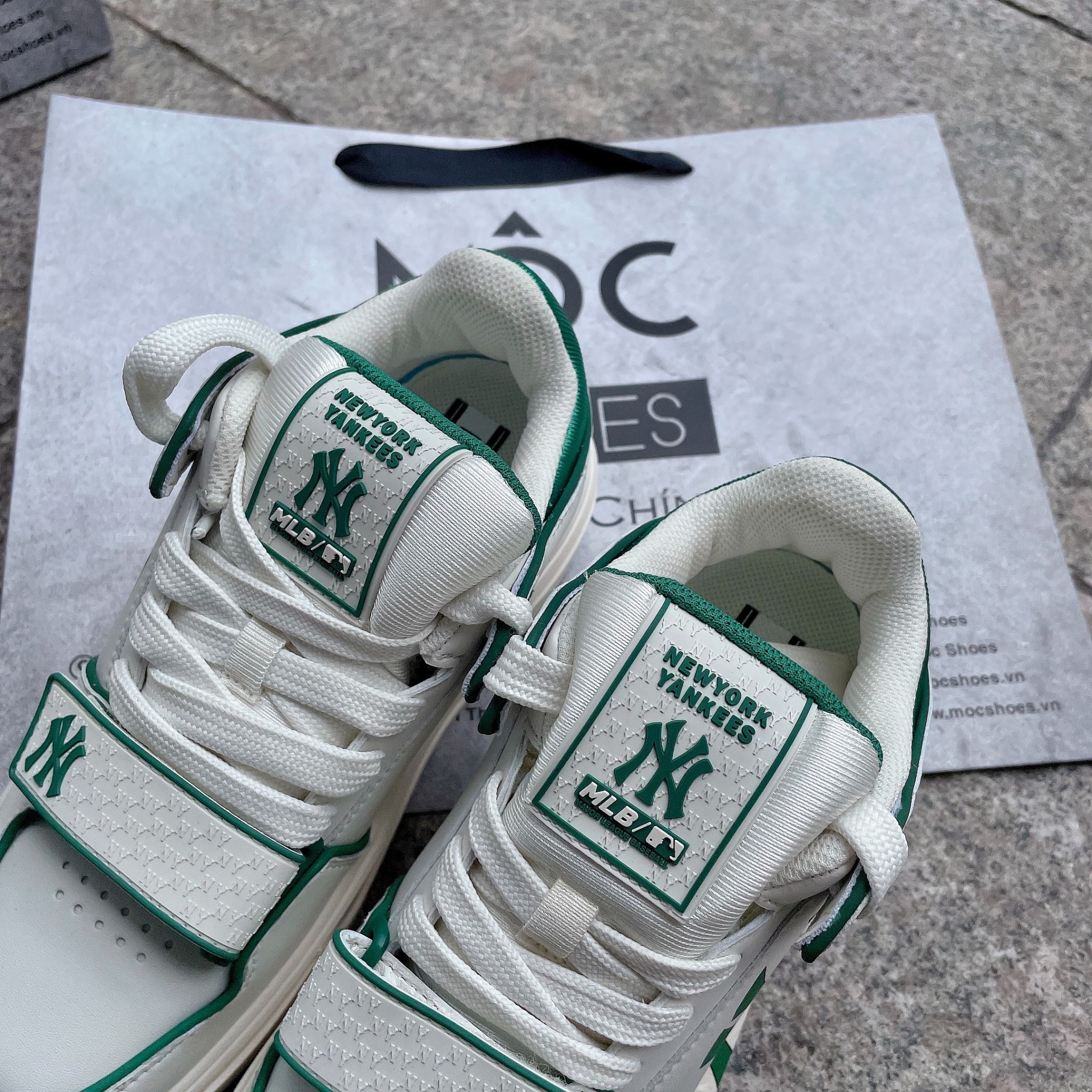 1333 - HÀNG CHÍNH HÃNG - GIÀY MLB CHUNKY LINER MID MONOGRAM MÀU XANH GREEN NY - *WHITE/GREEN* - CODE: 3ASXLMB3N