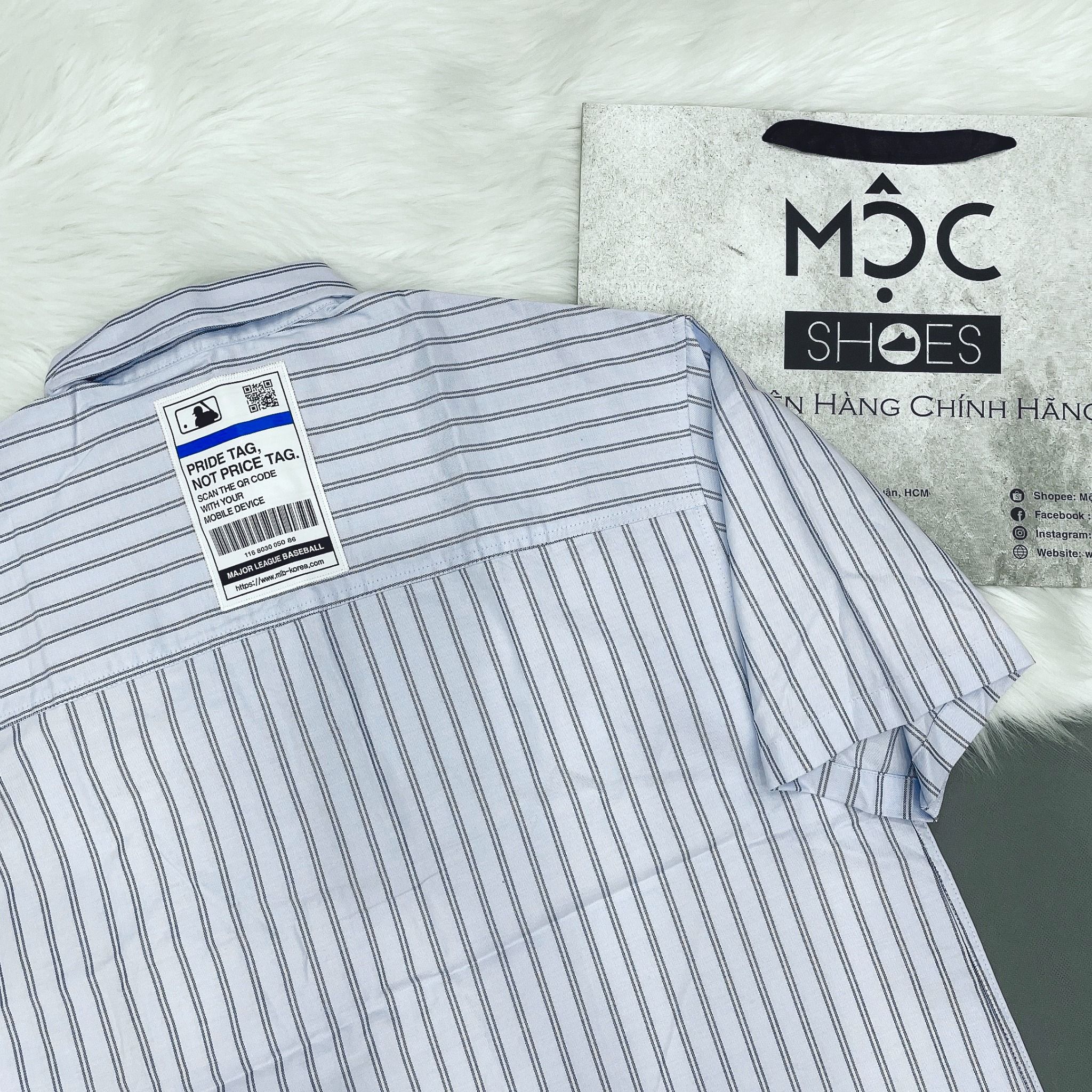 1343 - HÀNG CHÍNH HÃNG - ÁO SƠ MI MLB - STRIPE SHORT SLEEVE SHIRT NEW YORK YANKEES - XANH SỌC - CODE: 31WSU4131-50S