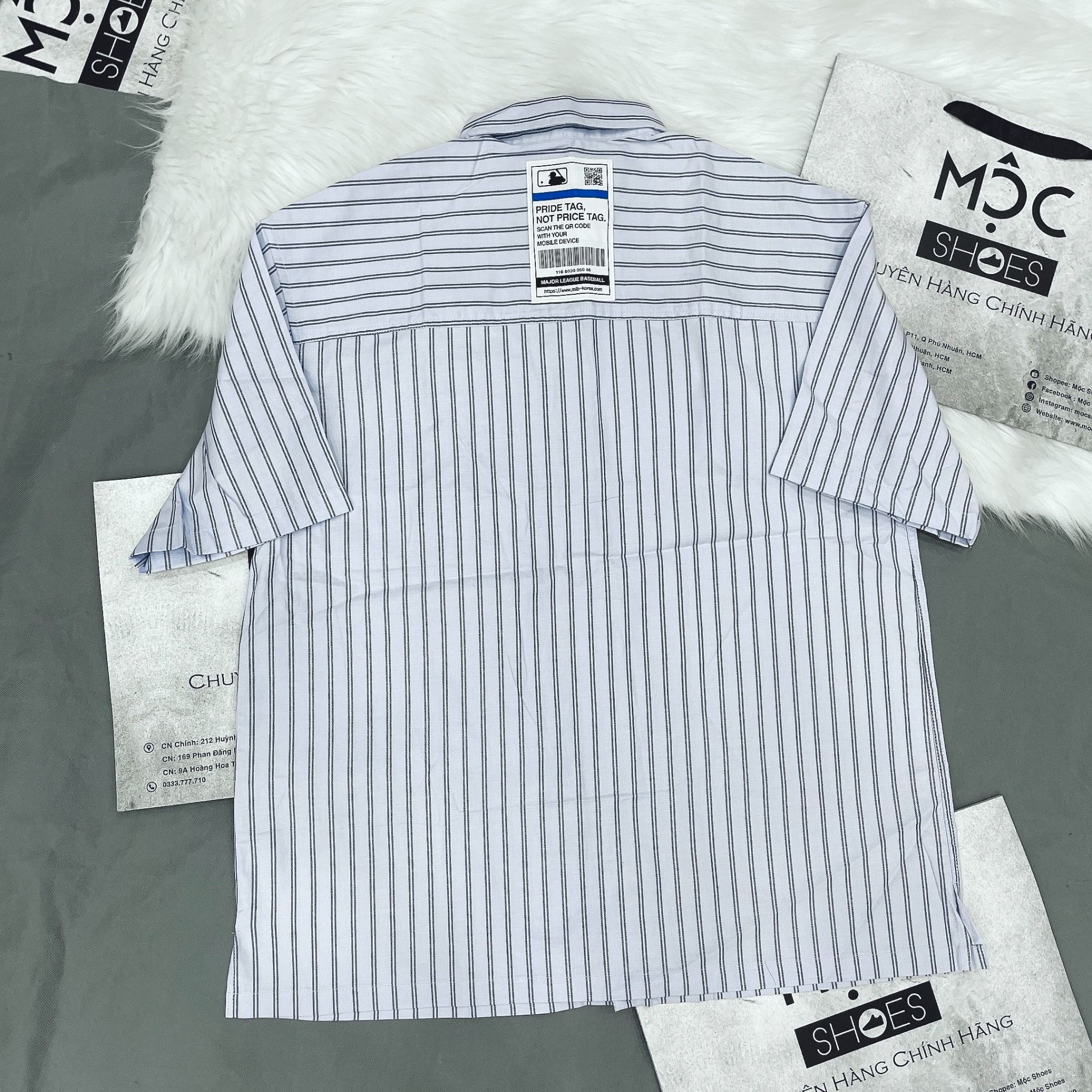 1343 - HÀNG CHÍNH HÃNG - ÁO SƠ MI MLB - STRIPE SHORT SLEEVE SHIRT NEW YORK YANKEES - XANH SỌC - CODE: 31WSU4131-50S