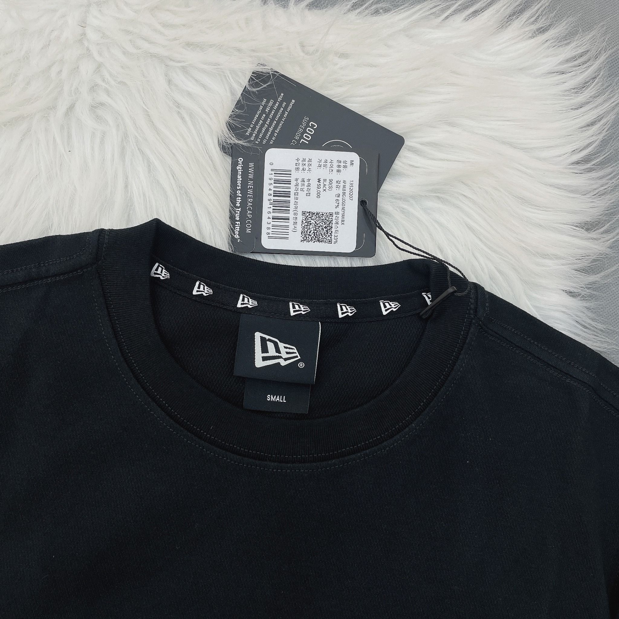1346 - HÀNG CHÍNH HÃNG - ÁO THUN NEW ERA - ÁO NY YANKEES LOGO CHÌM - ĐEN - CODE: 13520207