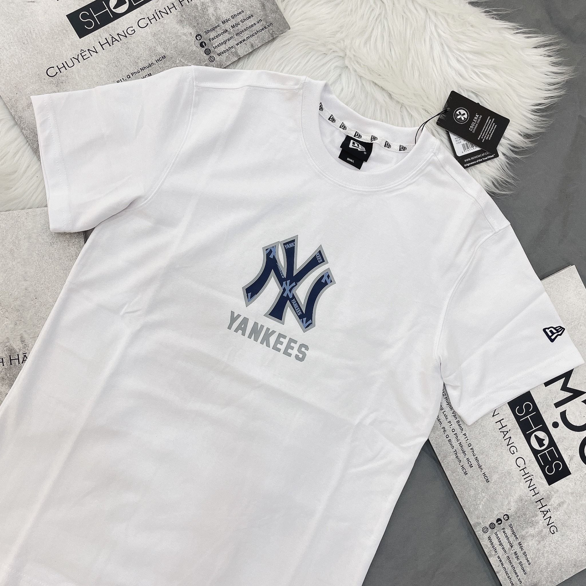 1345 - HÀNG CHÍNH HÃNG - ÁO THUN NEW ERA - ÁO NY YANKEES LOGO CHÌM - TRĂNG - CODE: 13520207