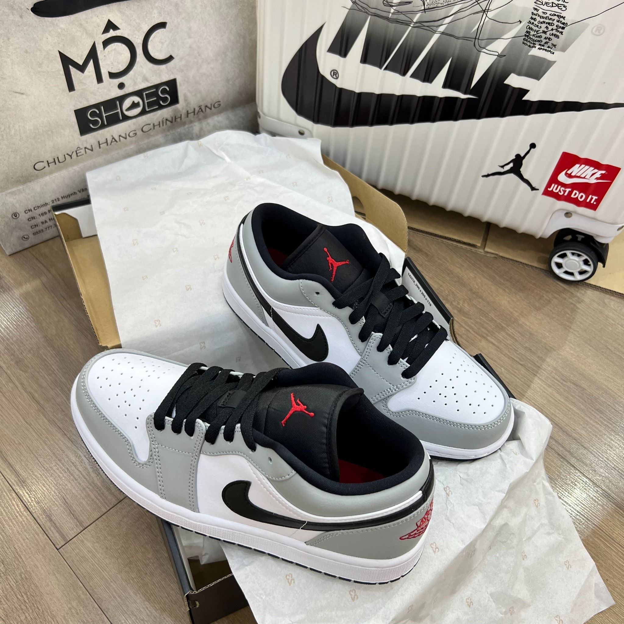 1360 - HÀNG CHÍNH HÃNG - Giày Air Jordan 1 Low Smoke Grey - *Xám / Trắng * - CODE : 553558-030