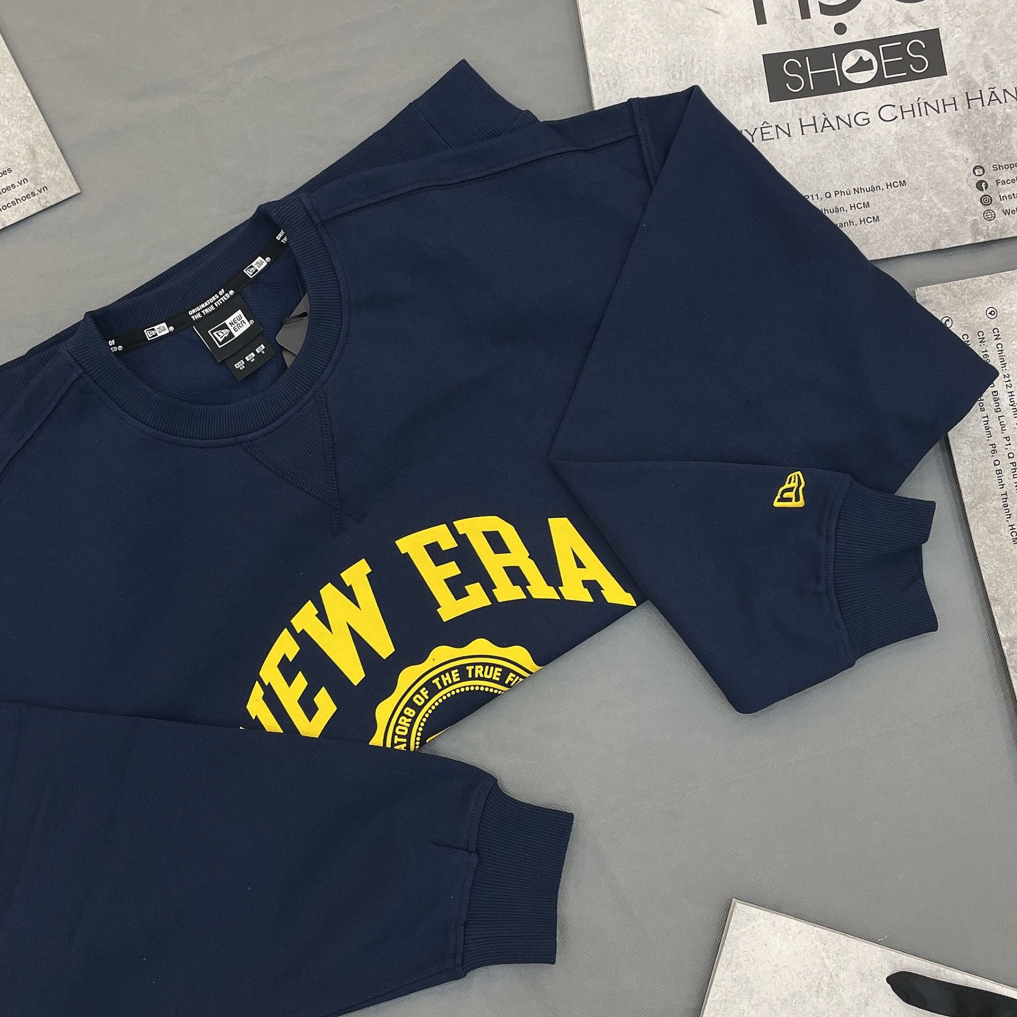 1381 - HÀNG CHÍNH HÃNG - ÁO SWEATER NEW ERA *LOGO NE* (1920) - NAVY (XANH ĐEN) - CODE: 13546428