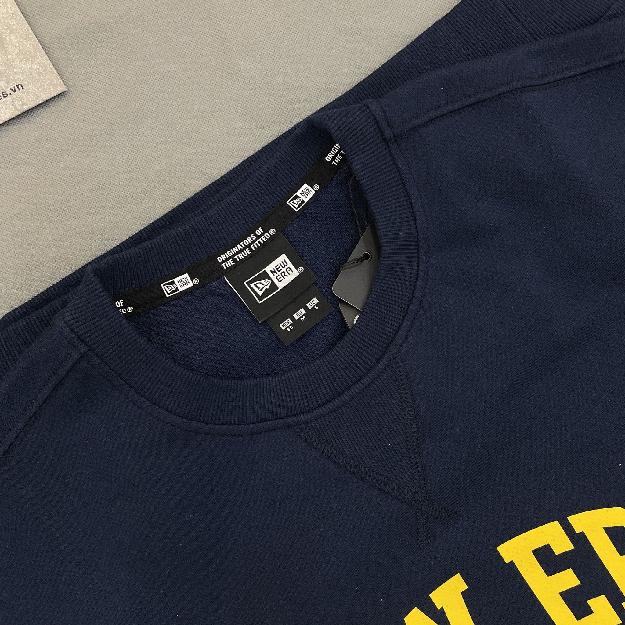 1381 - HÀNG CHÍNH HÃNG - ÁO SWEATER NEW ERA *LOGO NE* (1920) - NAVY (XANH ĐEN) - CODE: 13546428