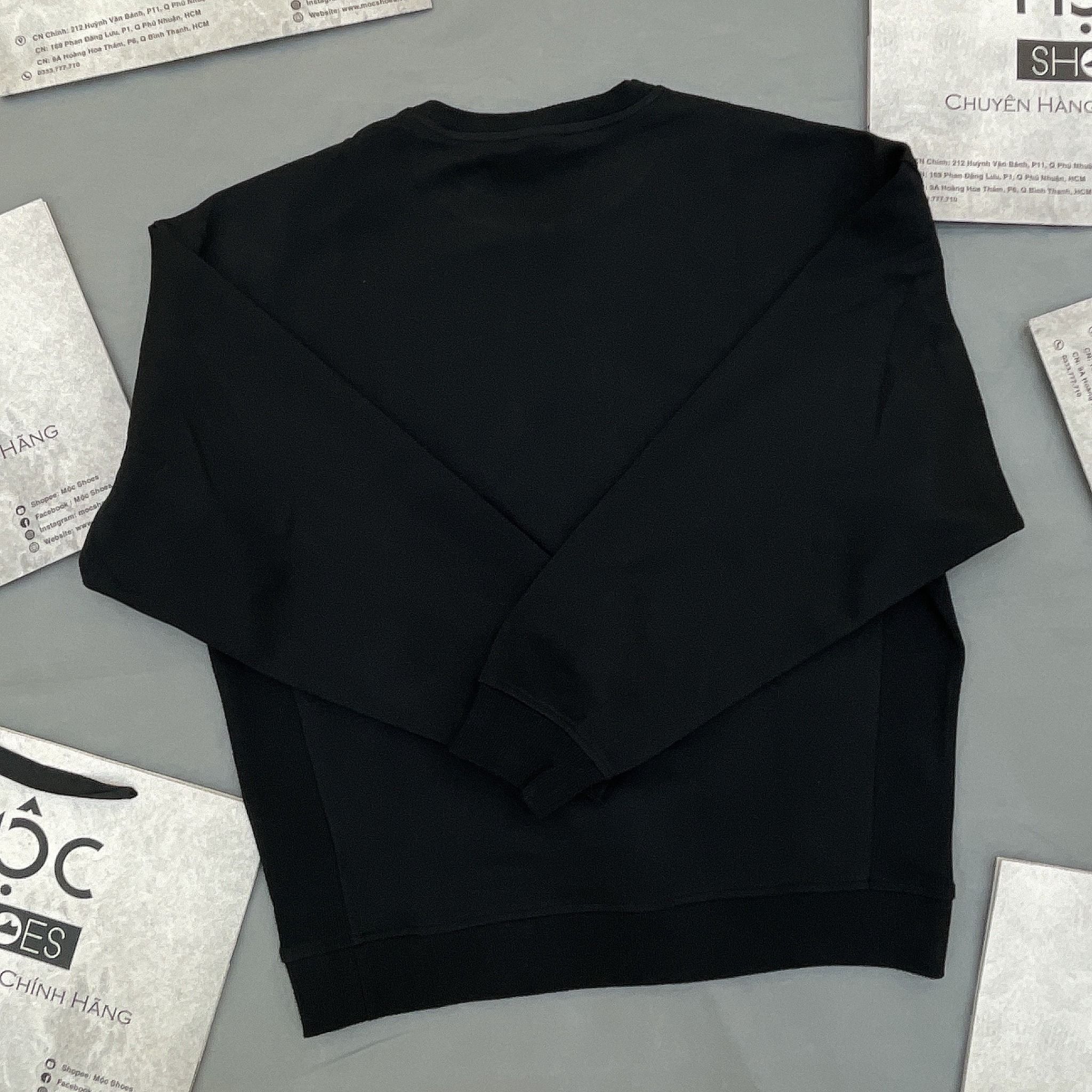 1379 - HÀNG CHÍNH HÃNG - ÁO SWEATER NEW ERA *LOGO NE* (1920) - BLACK (ĐEN) - CODE: 13546431