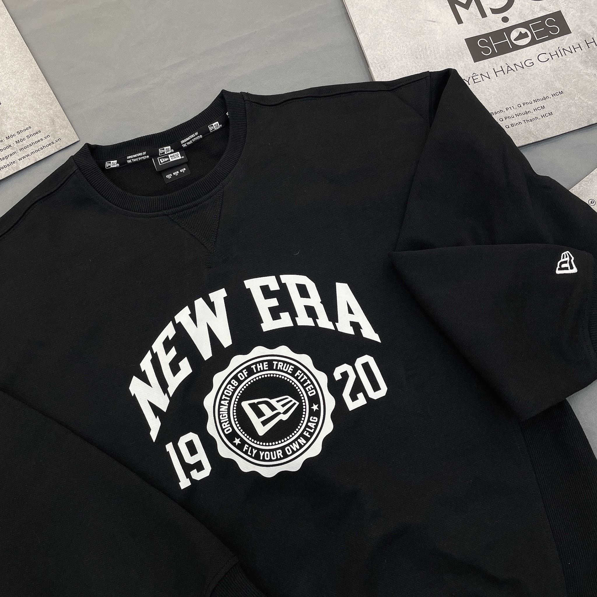 1379 - HÀNG CHÍNH HÃNG - ÁO SWEATER NEW ERA *LOGO NE* (1920) - BLACK (ĐEN) - CODE: 13546431