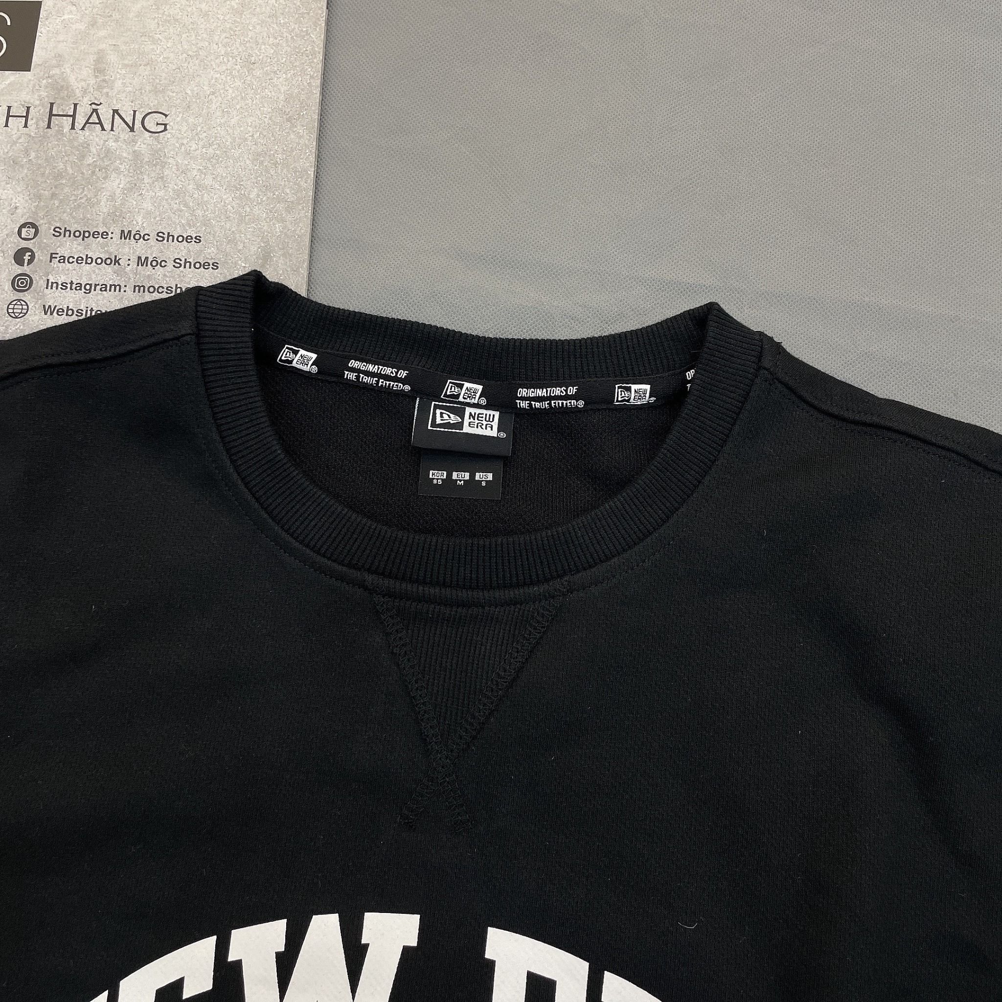 1379 - HÀNG CHÍNH HÃNG - ÁO SWEATER NEW ERA *LOGO NE* (1920) - BLACK (ĐEN) - CODE: 13546431