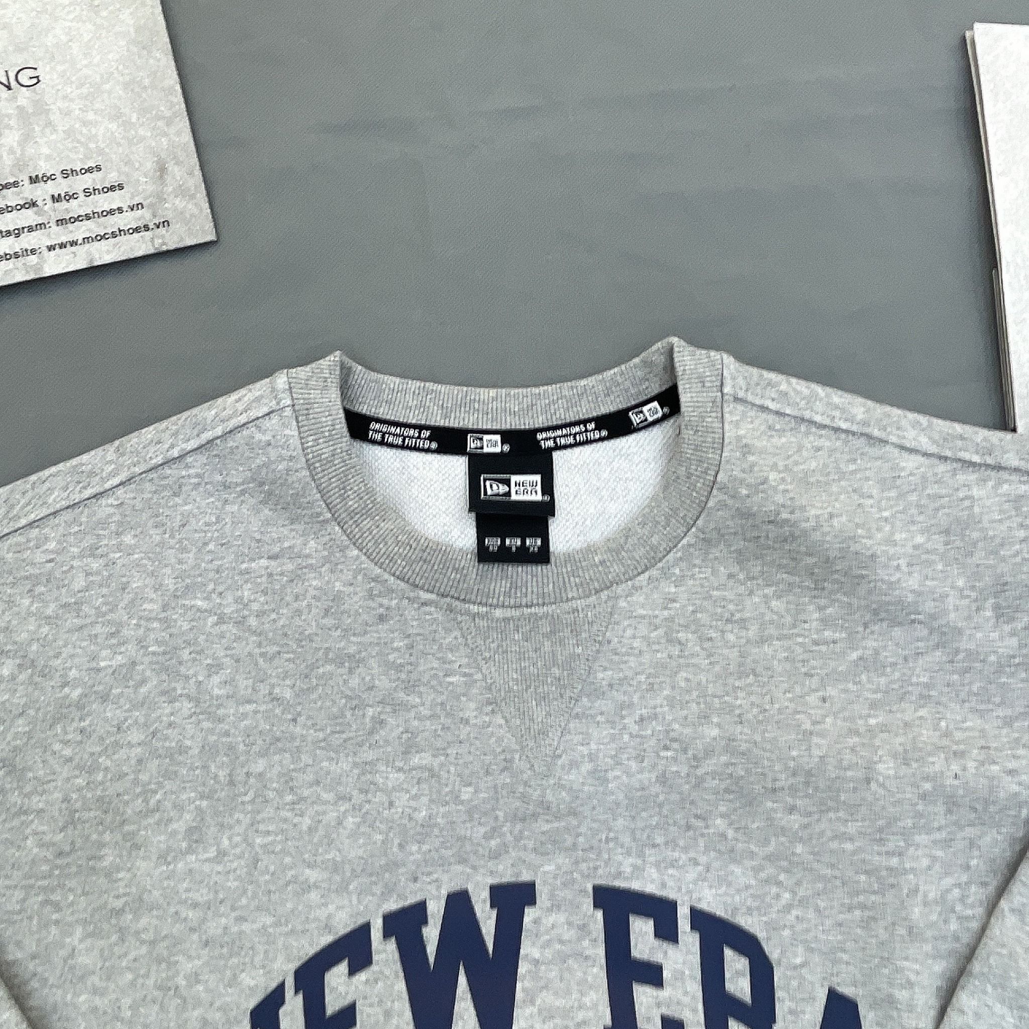 1382 - HÀNG CHÍNH HÃNG - ÁO SWEATER NEW ERA *LOGO NE* (1920) - GREY (XÁM) - CODE: 13546429