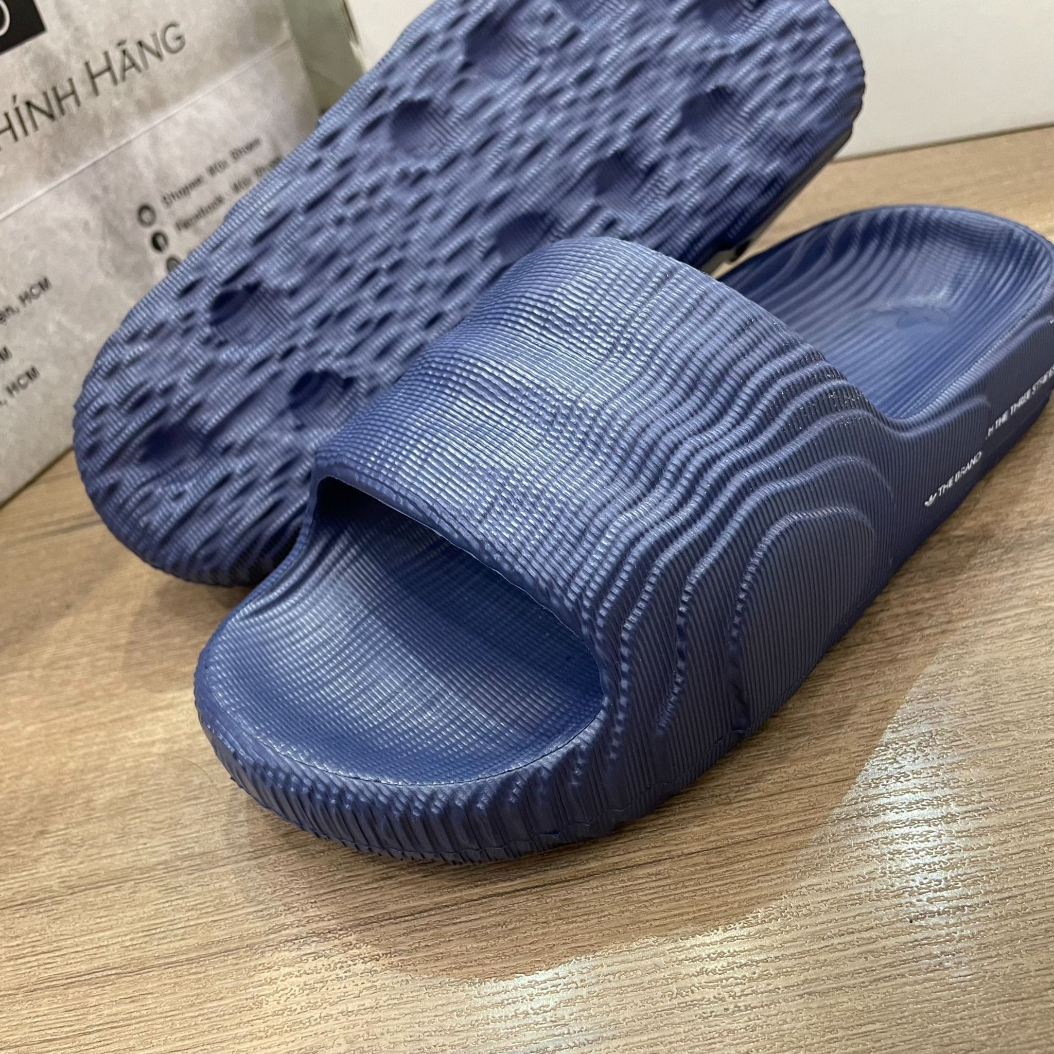 1383 - HÀNG CHÍNH HÃNG - DÉP ADIDAS 22 - BẬC THANG * DARK BLUE* ( XANH ĐEN ) - CODE: IG7497