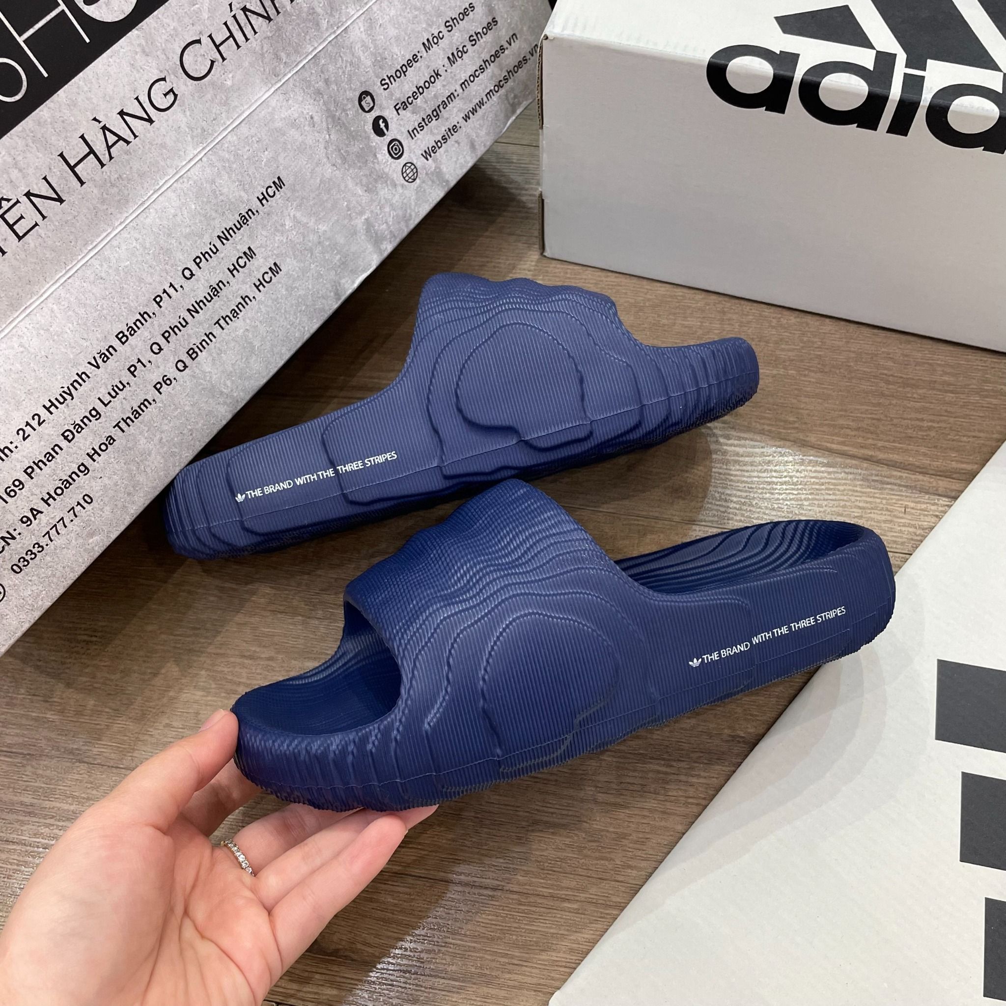 1383 - HÀNG CHÍNH HÃNG - DÉP ADIDAS 22 - BẬC THANG * DARK BLUE* ( XANH ĐEN ) - CODE: IG7497