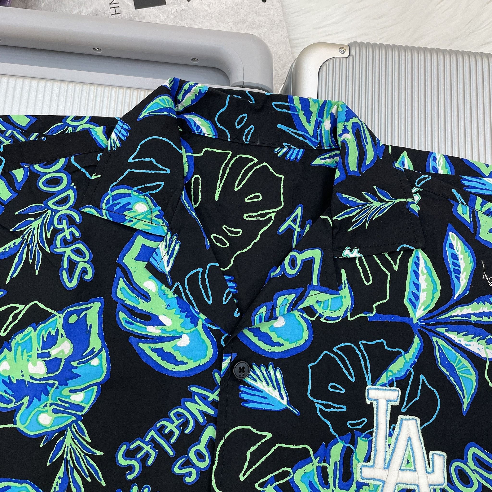 1386 - HÀNG CHÍNH HÃNG - Áo Sơ Mi MLB - SUMMER NIGHT - *TAY NGẮN* - CODE: 3AWS00423