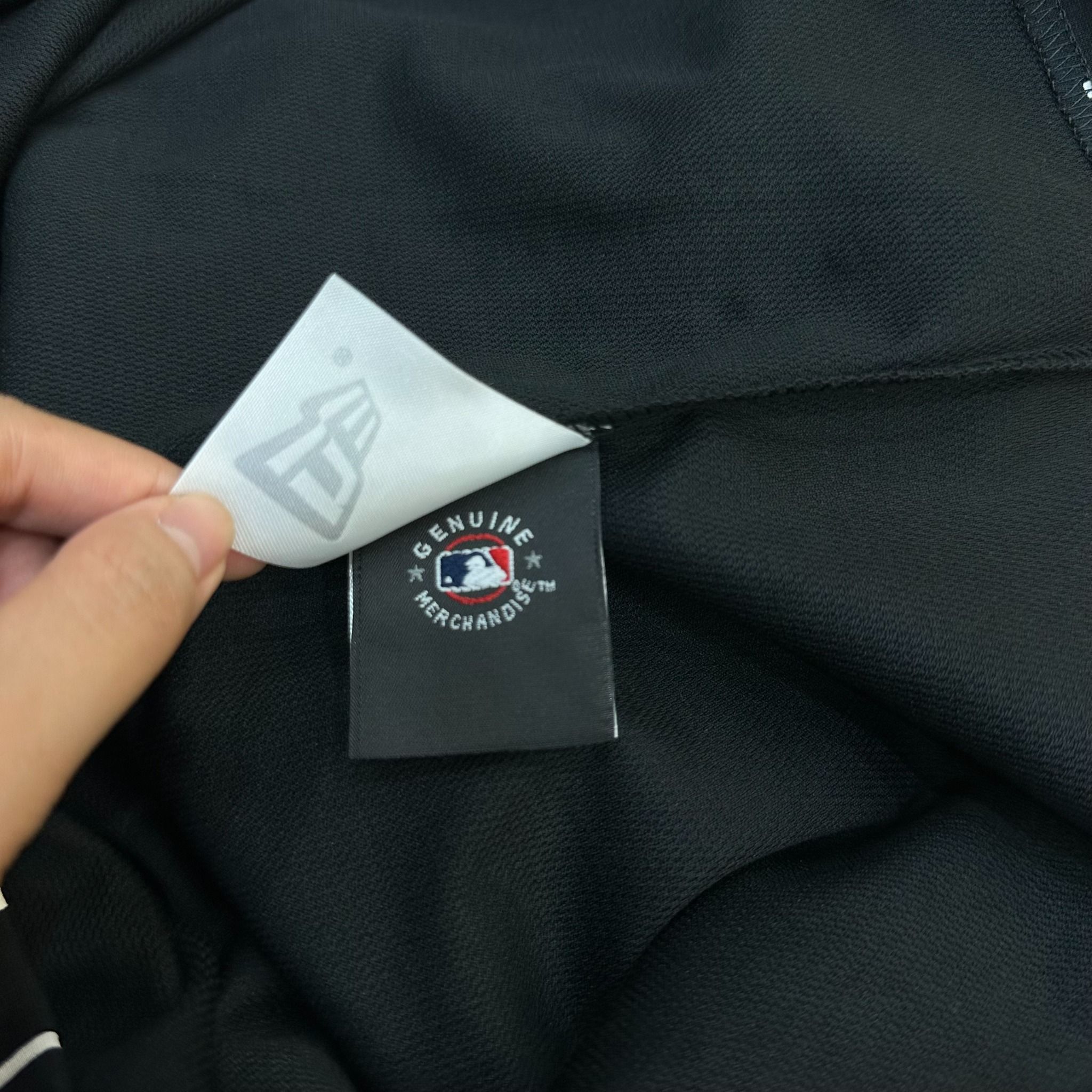 1388 - HÀNG CHÍNH HÃNG - ÁO THUN NEW ERA - *NY YANKEE KẺ SỌC* - CODE: 11860034