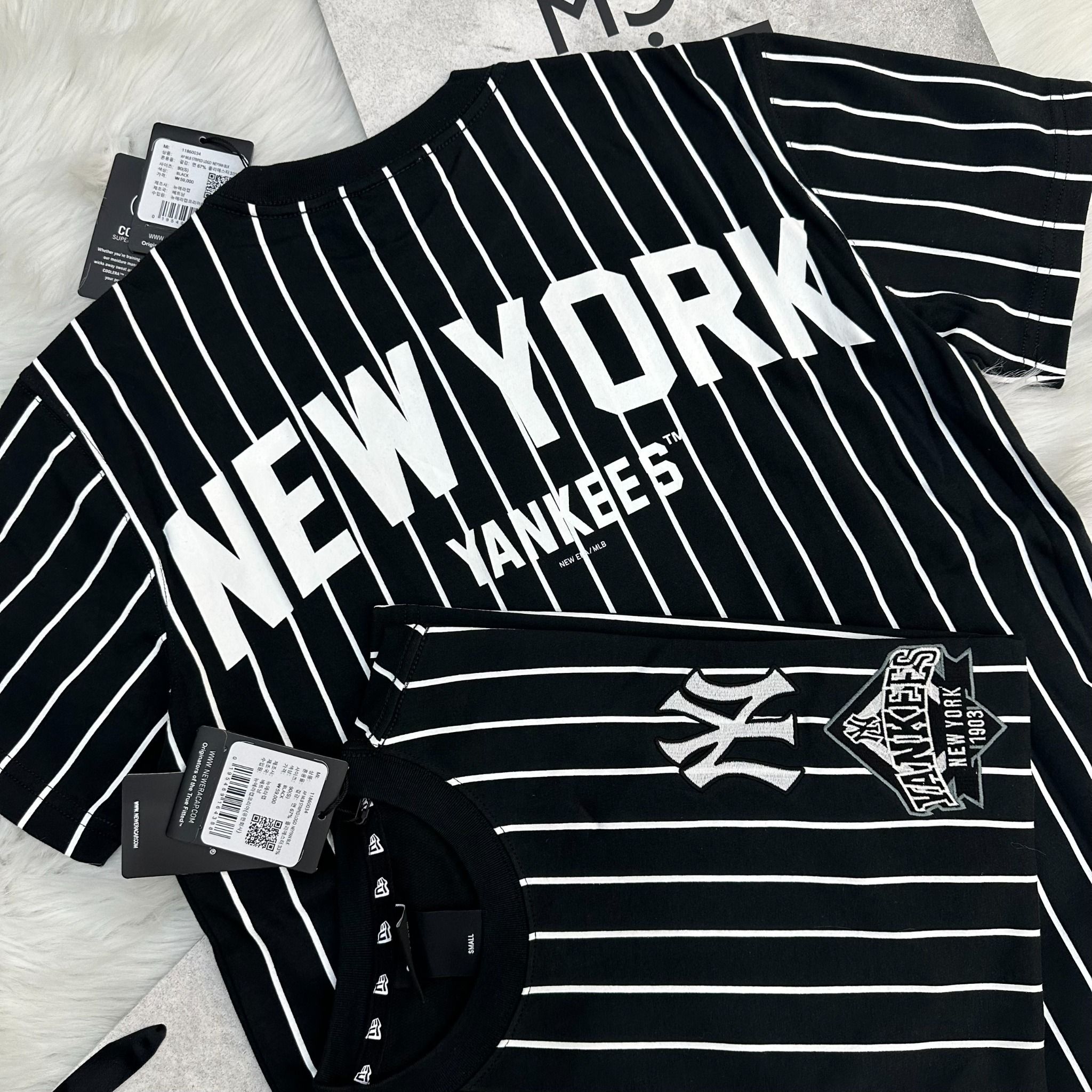  1388 - HÀNG CHÍNH HÃNG - ÁO THUN NEW ERA -  *NY YANKEE KẺ SỌC* - CODE: 11860034 