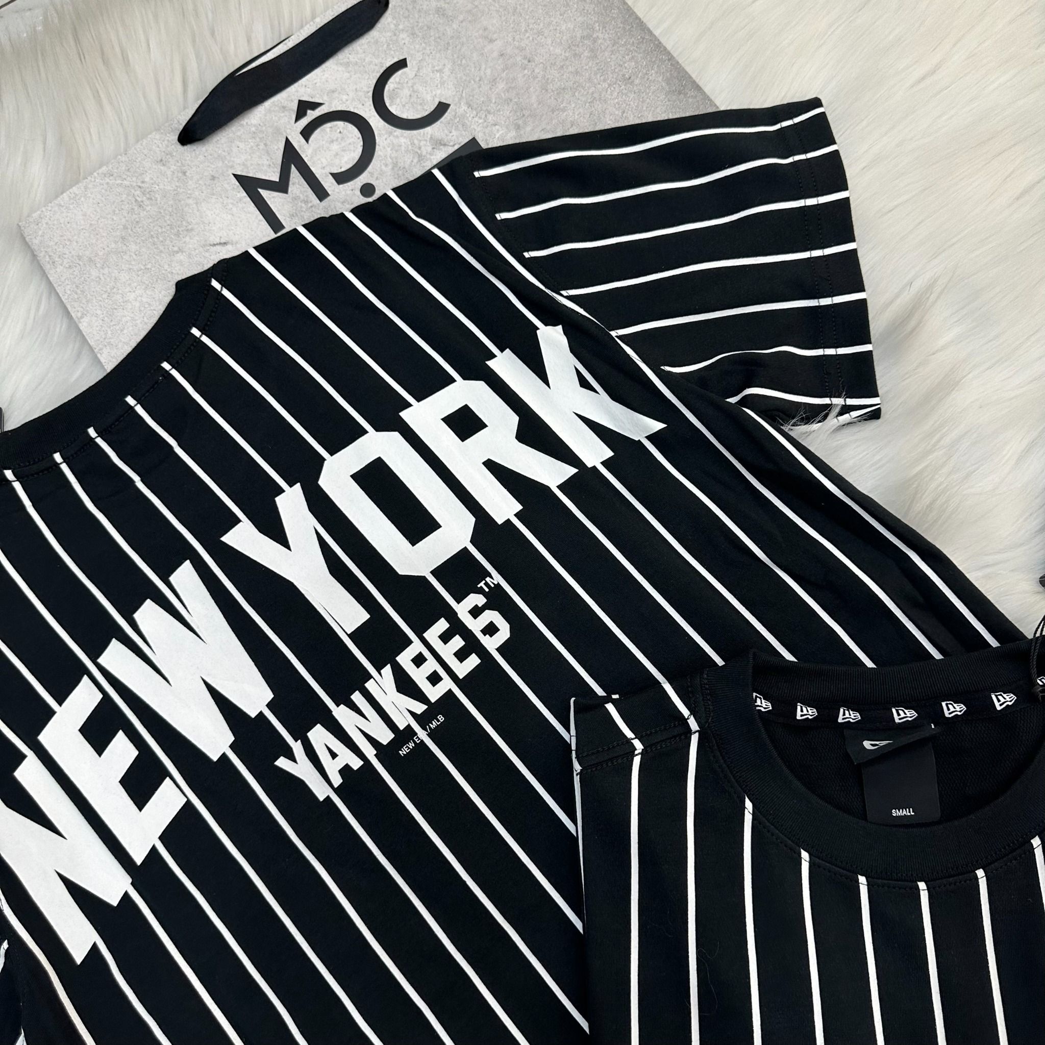 1388 - HÀNG CHÍNH HÃNG - ÁO THUN NEW ERA - *NY YANKEE KẺ SỌC* - CODE: 11860034
