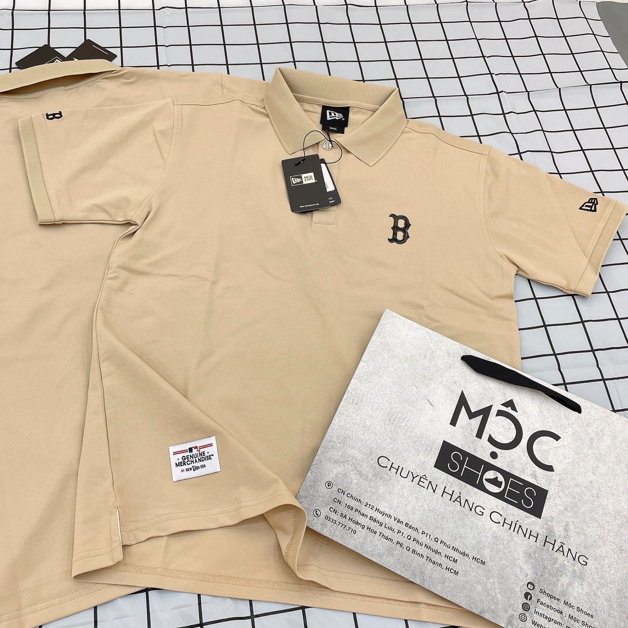 1399 - HÀNG CHÍNH HÃNG - ÁO NEW ERA - POLO LOGO *B* - NÂU NHẠT - CODE: 13718757