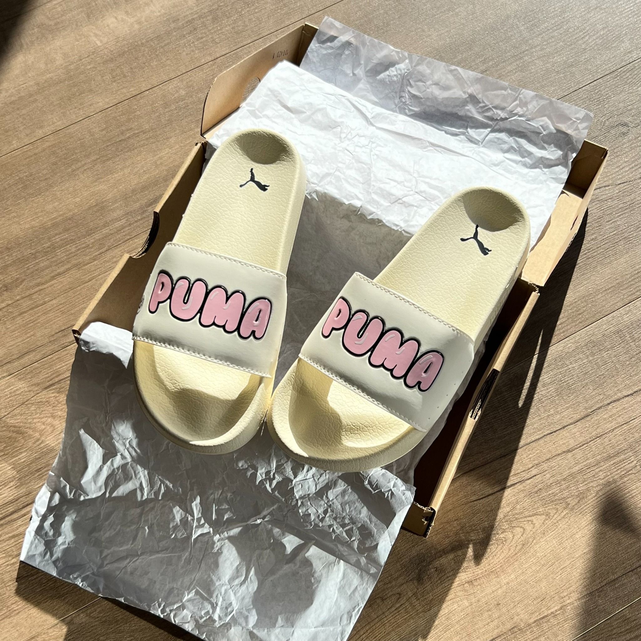 1415 - HÀNG CHÍNH HÃNG - DÉP PUMA SUEDE - LEADCAT 2.0 - *BEIGE/PINK*