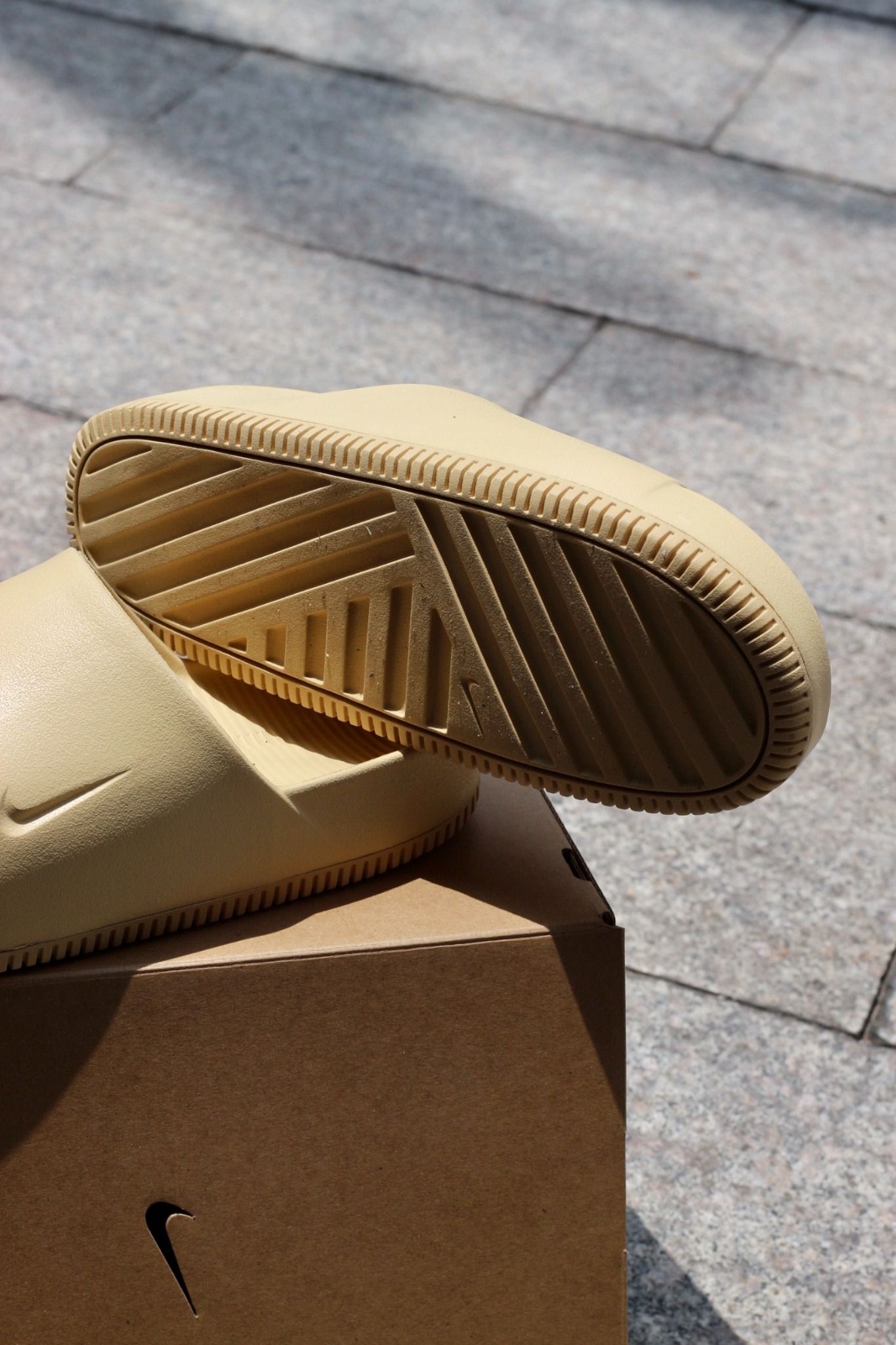 1358 - HÀNG CHÍNH HÃNG - DÉP NIKE CALM SLIDE *SEASAME* - CODE: DX4816-200
