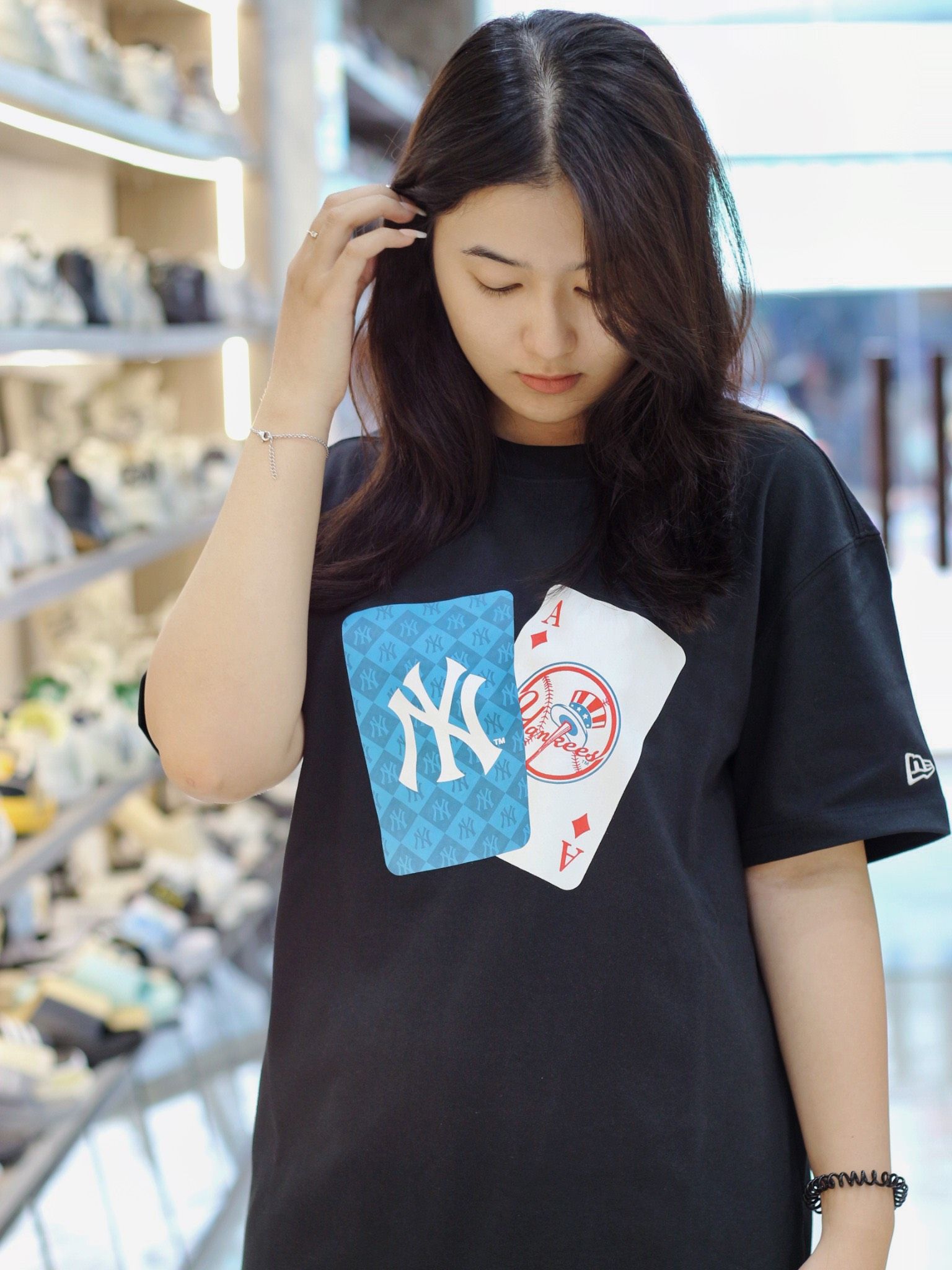 1271 - HÀNG CHÍNH HÃNG - ÁO THUN NEW ERA - PLAY CARD NEW YORK YANKEES - BLACK - CODE : 13702545