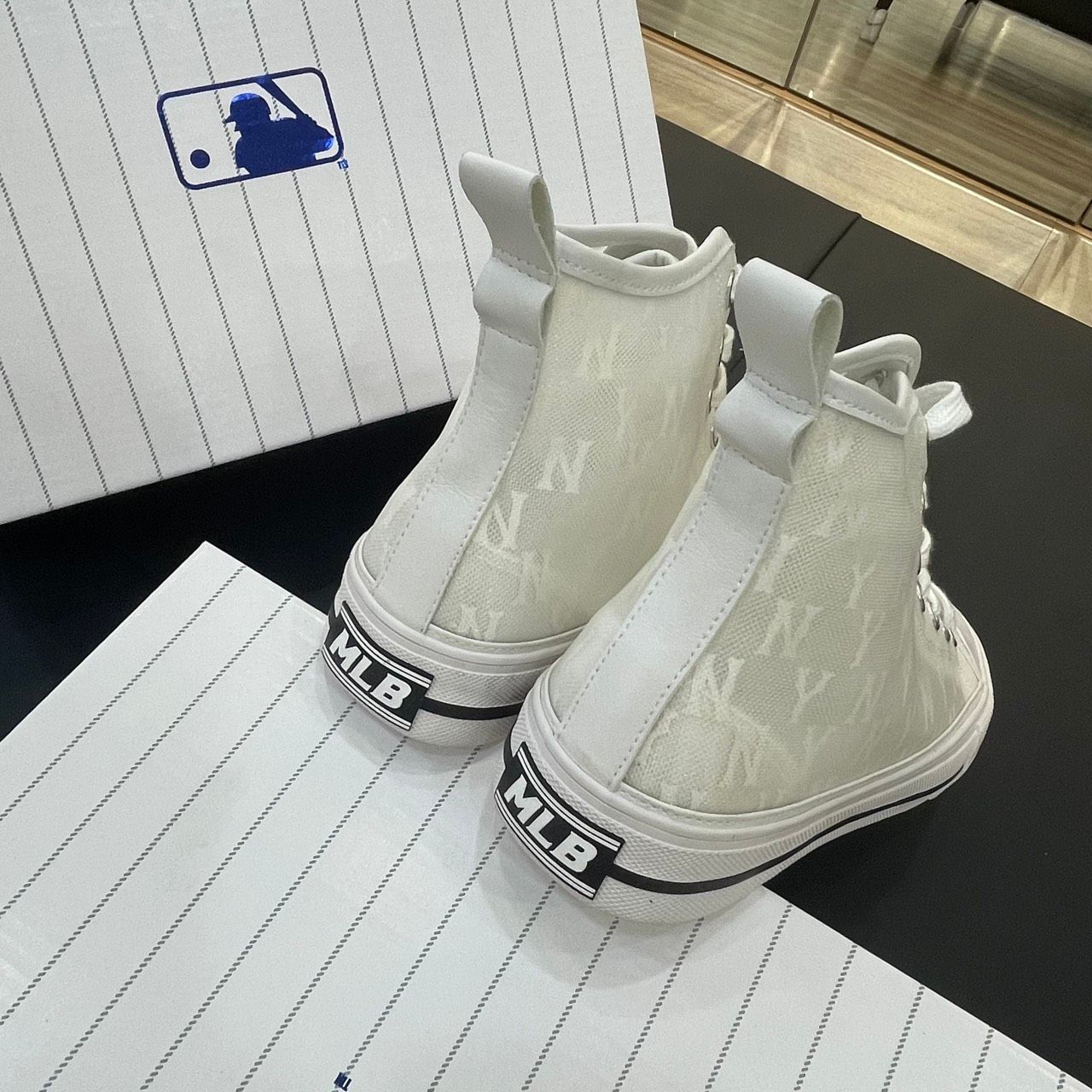 0850 - HÀNG CHÍNH HÃNG - GIÀY MLB PLAYBALL HIGH MONOGRAM MESH MÀU TRẮNG KEM - *CREAM* - CODE: 3ACVCMM2N-50GRS