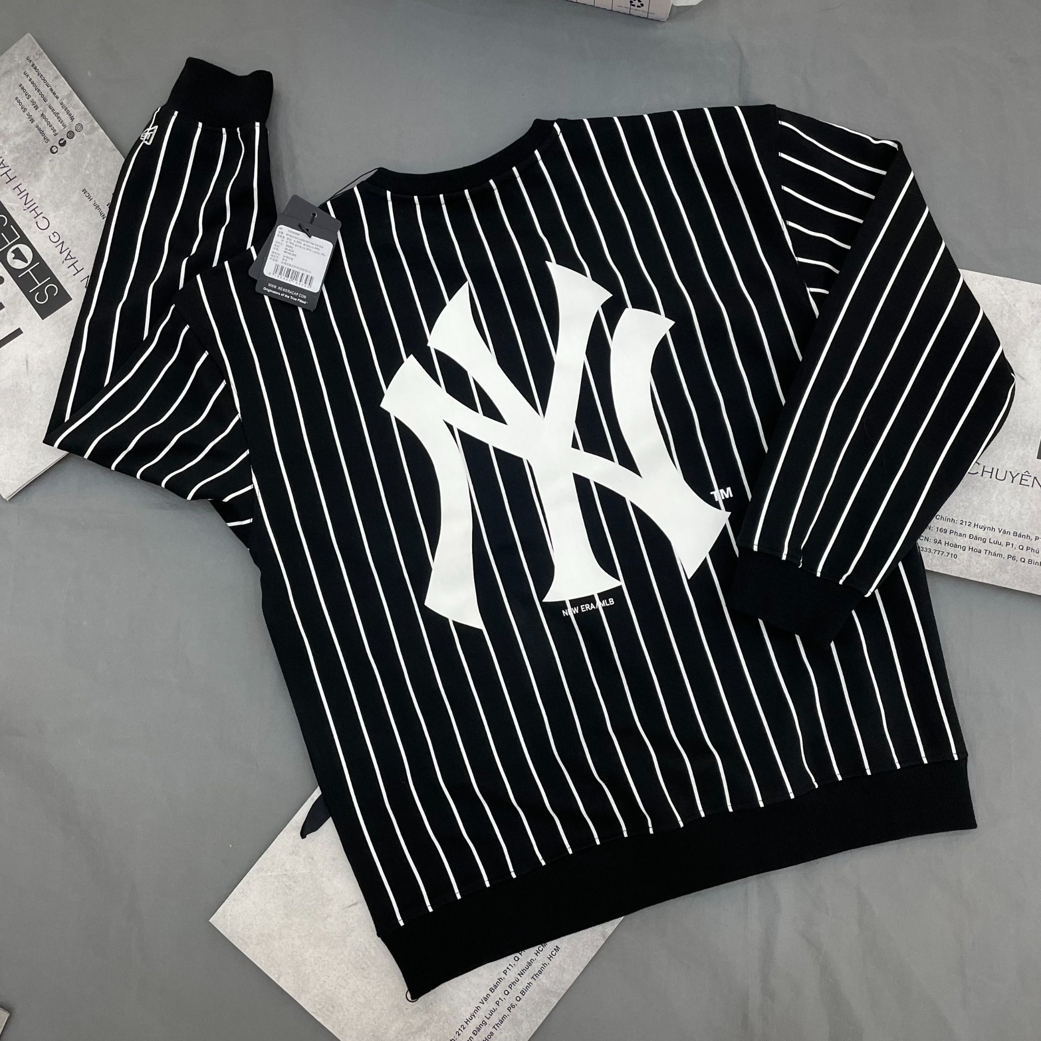 1485 - HÀNG CHÍNH HÃNG - ÁO SWEATER NEW ERA NY YANKEES - KẺ SỌC -
