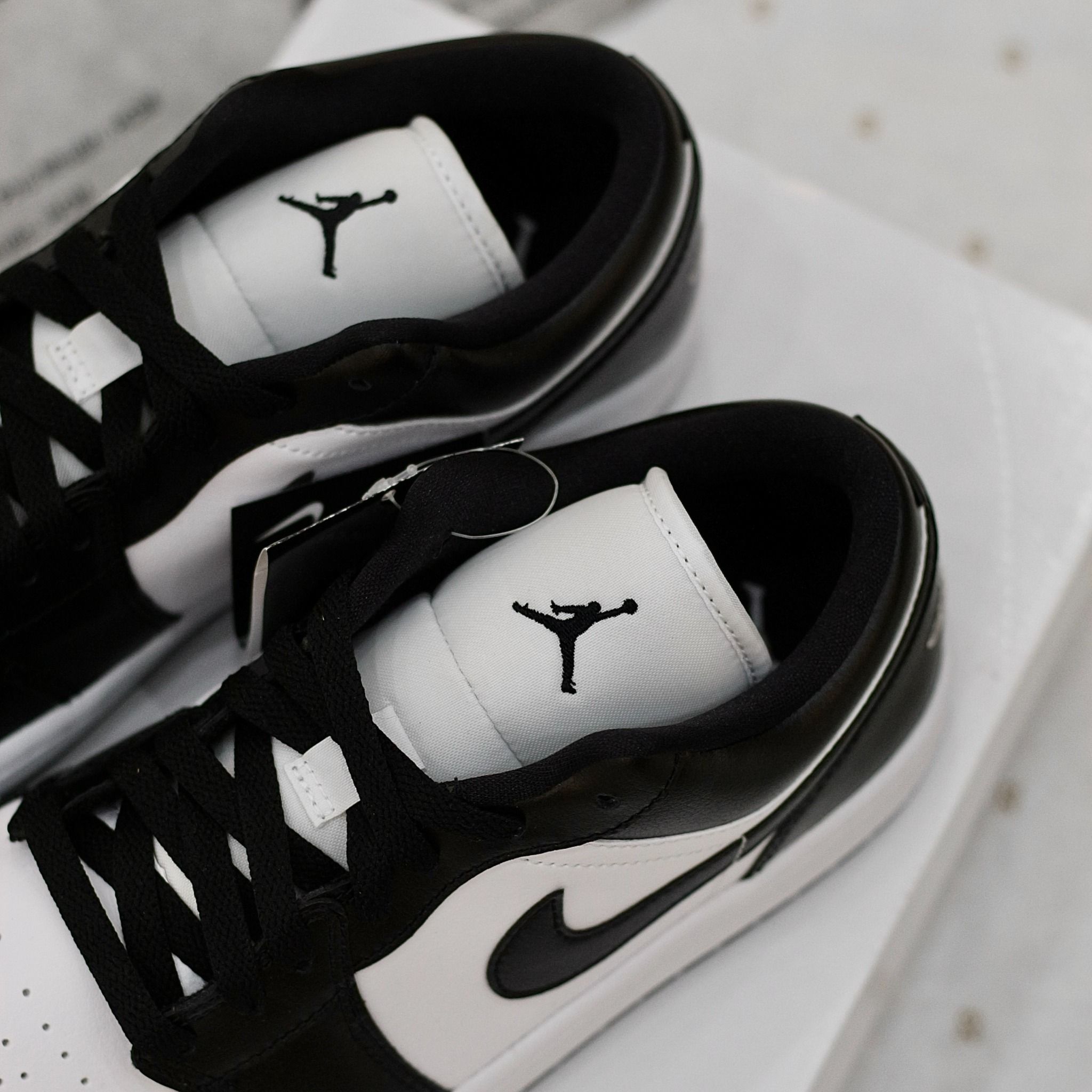 1490 - HÀNG CHÍNH HÃNG - GIÀY AIR JORDAN 1 LOW - PANDA - *TRĂNG / ĐEN* - CODE : DC0774-101