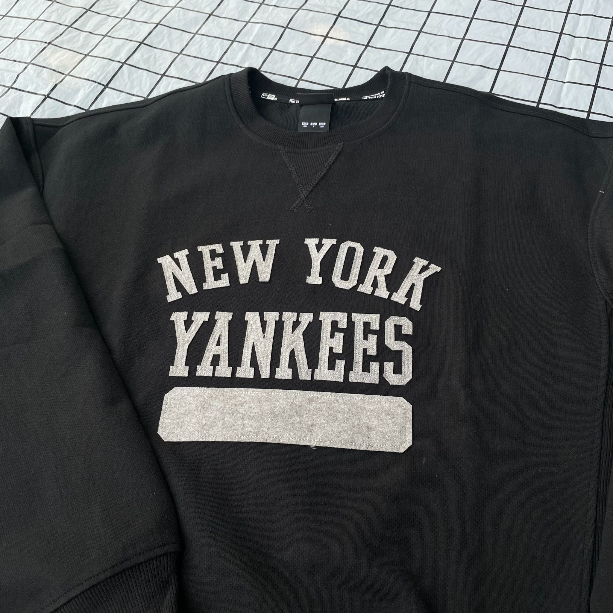 1496 - HÀNG CHÍNH HÃNG - ÁO SWEATER NEW ERA NY YANKEES -