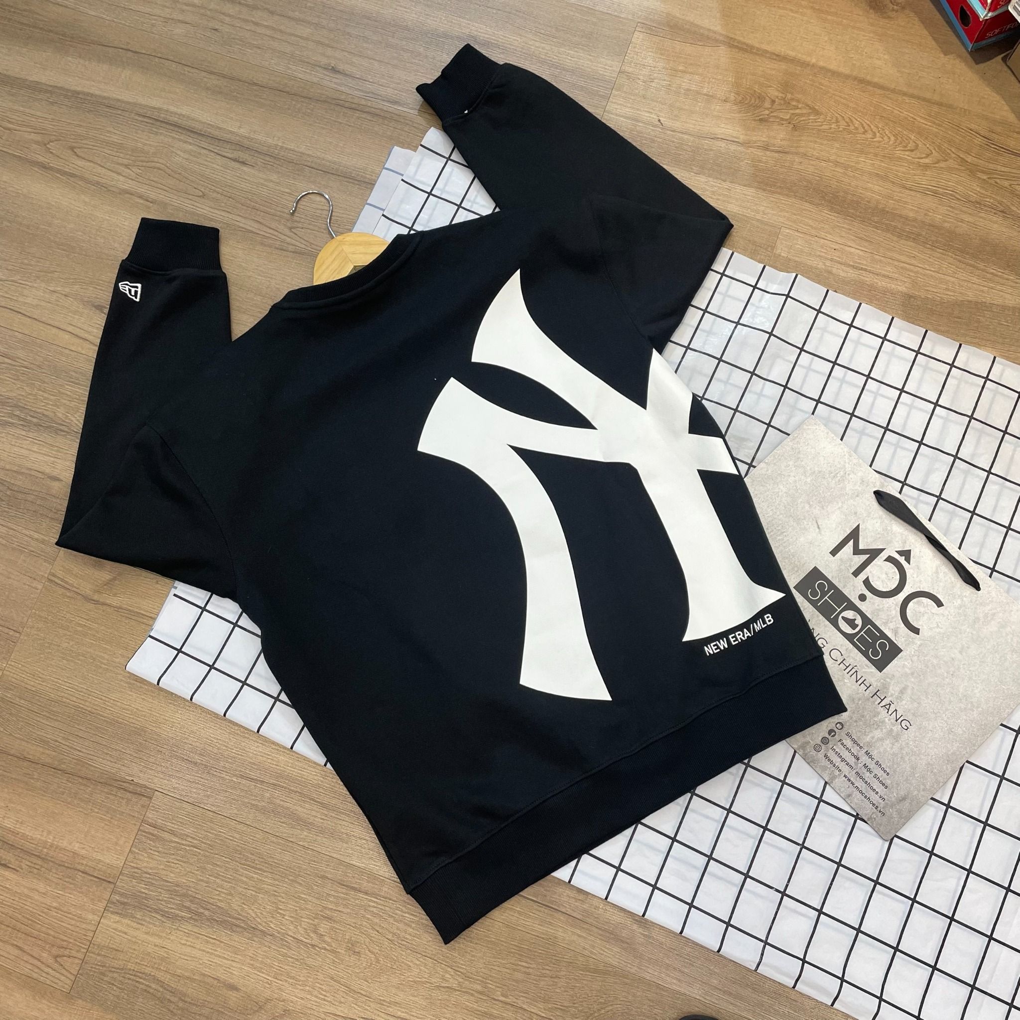 1487 - HÀNG CHÍNH HÃNG - ÁO SWEATER NEW ERA NY BIG LOGO -