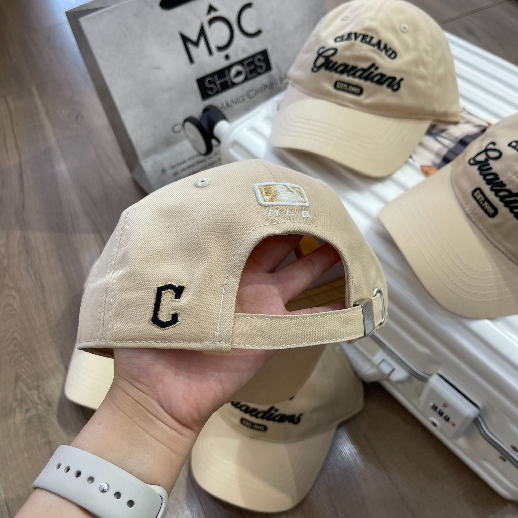 1508 - HÀNG CHÍNH HÃNG - Mũ - Nón Lưỡi Trai MLB *GUARDIANS* - BE (Form Mềm) - AUTHENTIC 100%