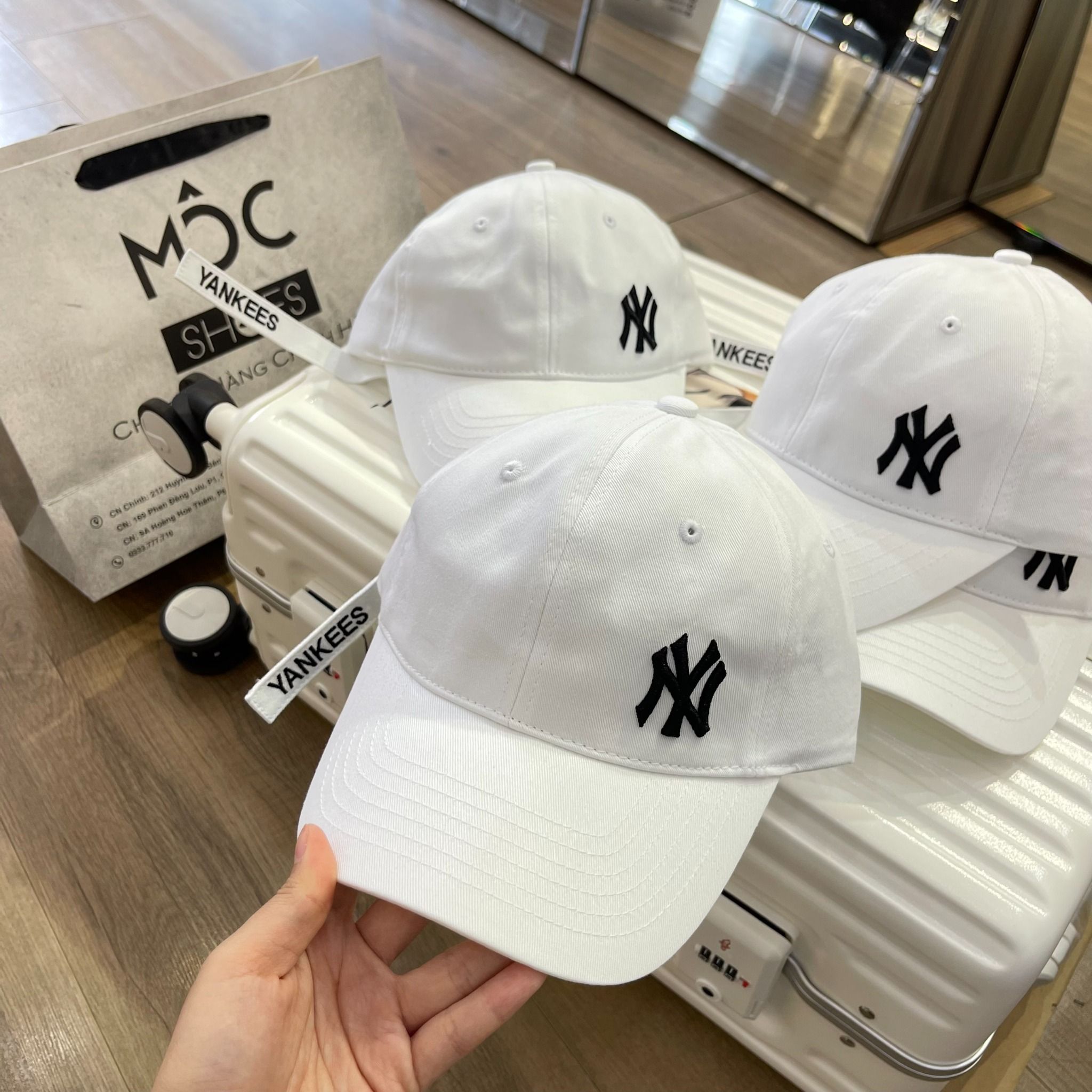 1512 - HÀNG CHÍNH HÃNG - Mũ - Nón Lưỡi Trai MLB *LOGO NY* - TRẮNG - DÂY DÀI - AUTHENTIC 100%