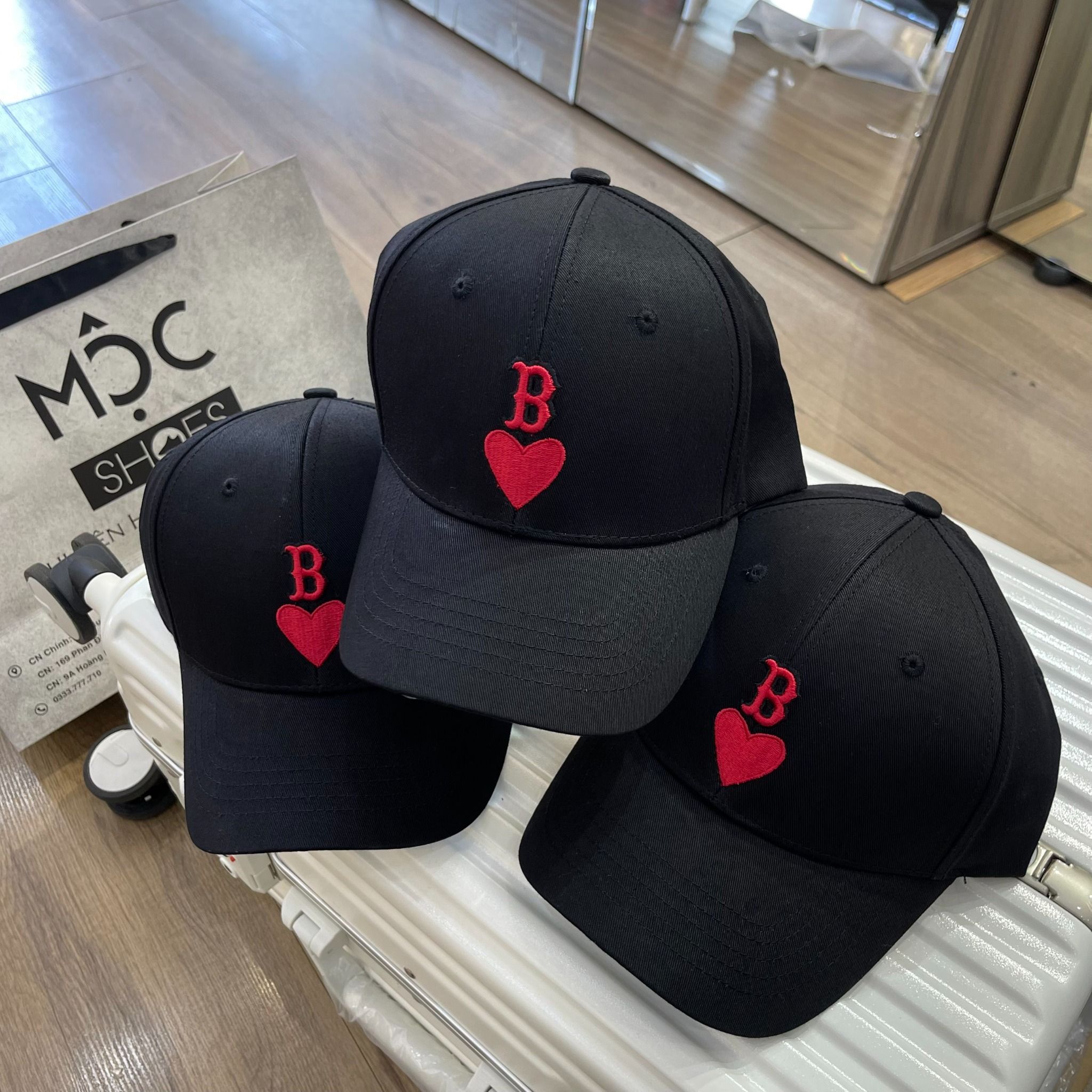1514 - HÀNG CHÍNH HÃNG - Mũ - Nón Lưỡi Trai MLB *LOGO B TIM ĐỎ* - ĐEN - AUTHENTIC 100%