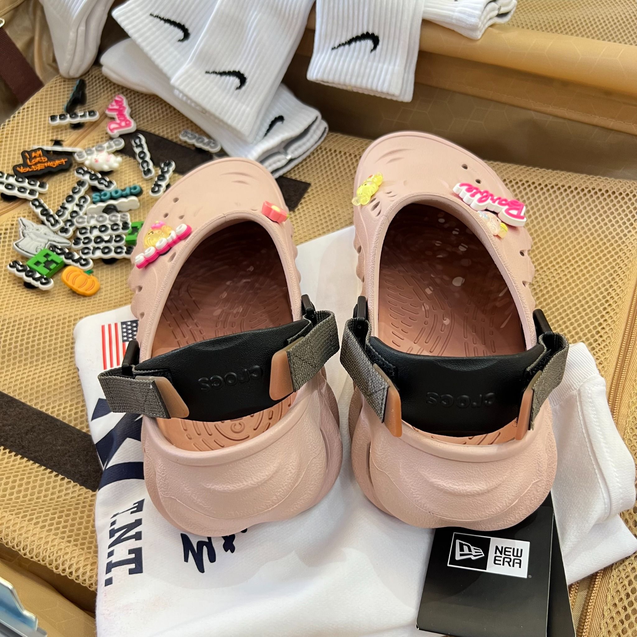 1532 - HÀNG CHÍNH HÃNG - GIÀY CLOG UNISEX CROCS ECHO - PINK CLOG *QUAI ĐEN* - ATMOSPHERE - CODE : 126443640