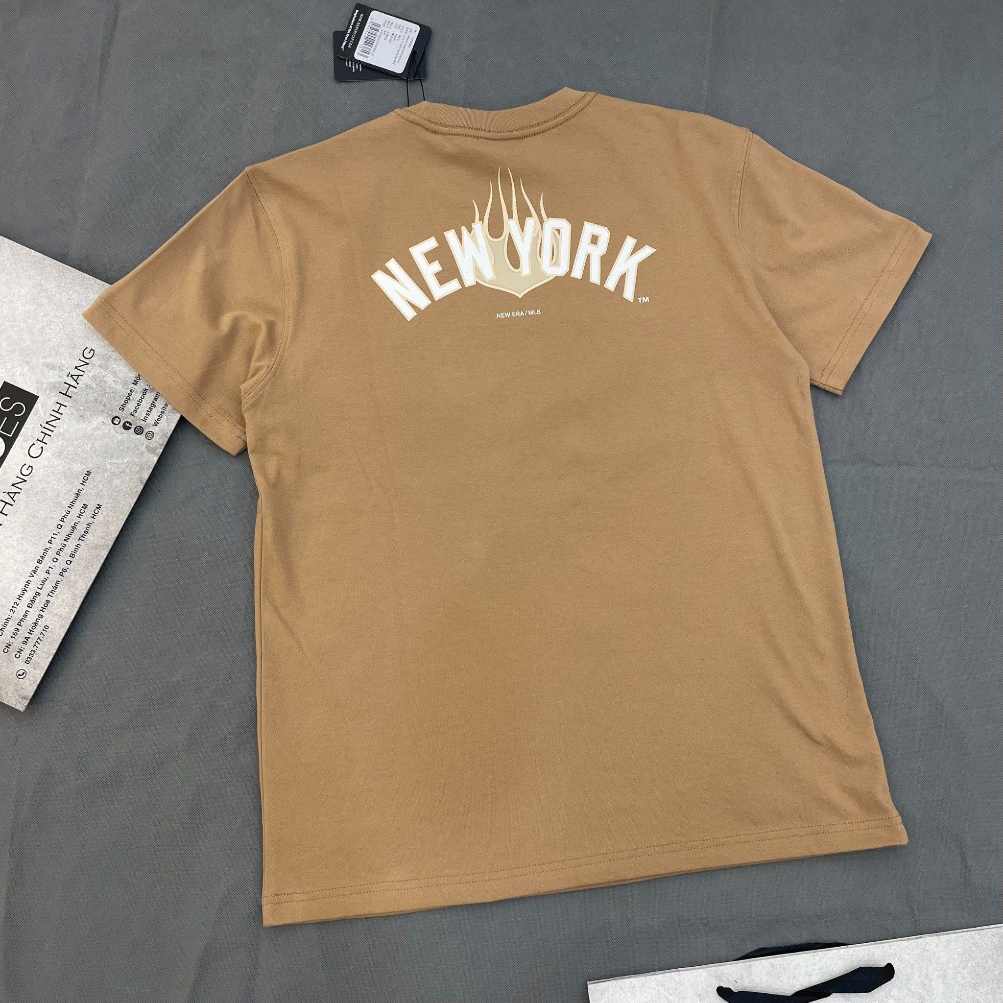 1538 - HÀNG CHÍNH HÃNG - ÁO NEW ERA - NEW YORK YANKEES FLAME KHAKI SHORT SLEEVE T-SHIRT - BE - CODE: 13702568