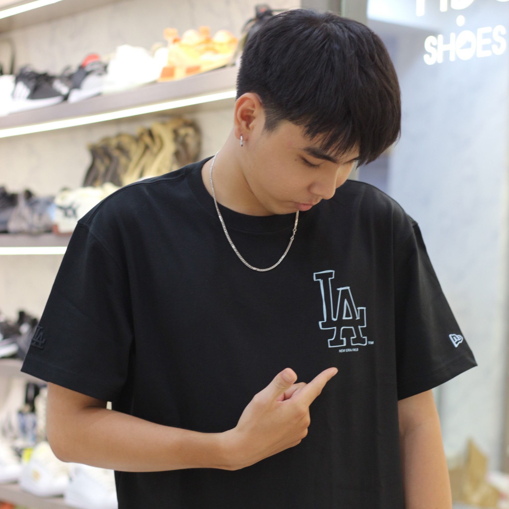 1552 - HÀNG CHÍNH HÃNG - ÁO NEW ERA - LA DODGERS NGUỆCH NGOẠC - ĐEN - CODE : 13774244