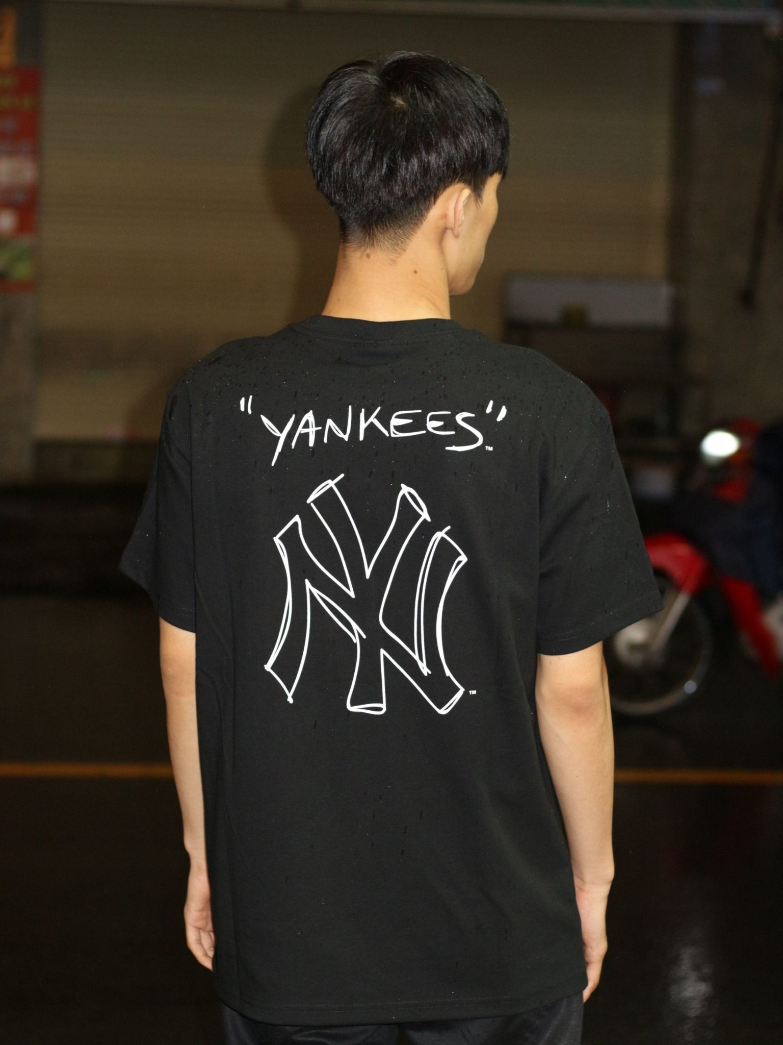 1553 - HÀNG CHÍNH HÃNG - ÁO NEW ERA - NY YANKEES NGUỆCH NGOẠC - ĐEN - CODE : 13774242