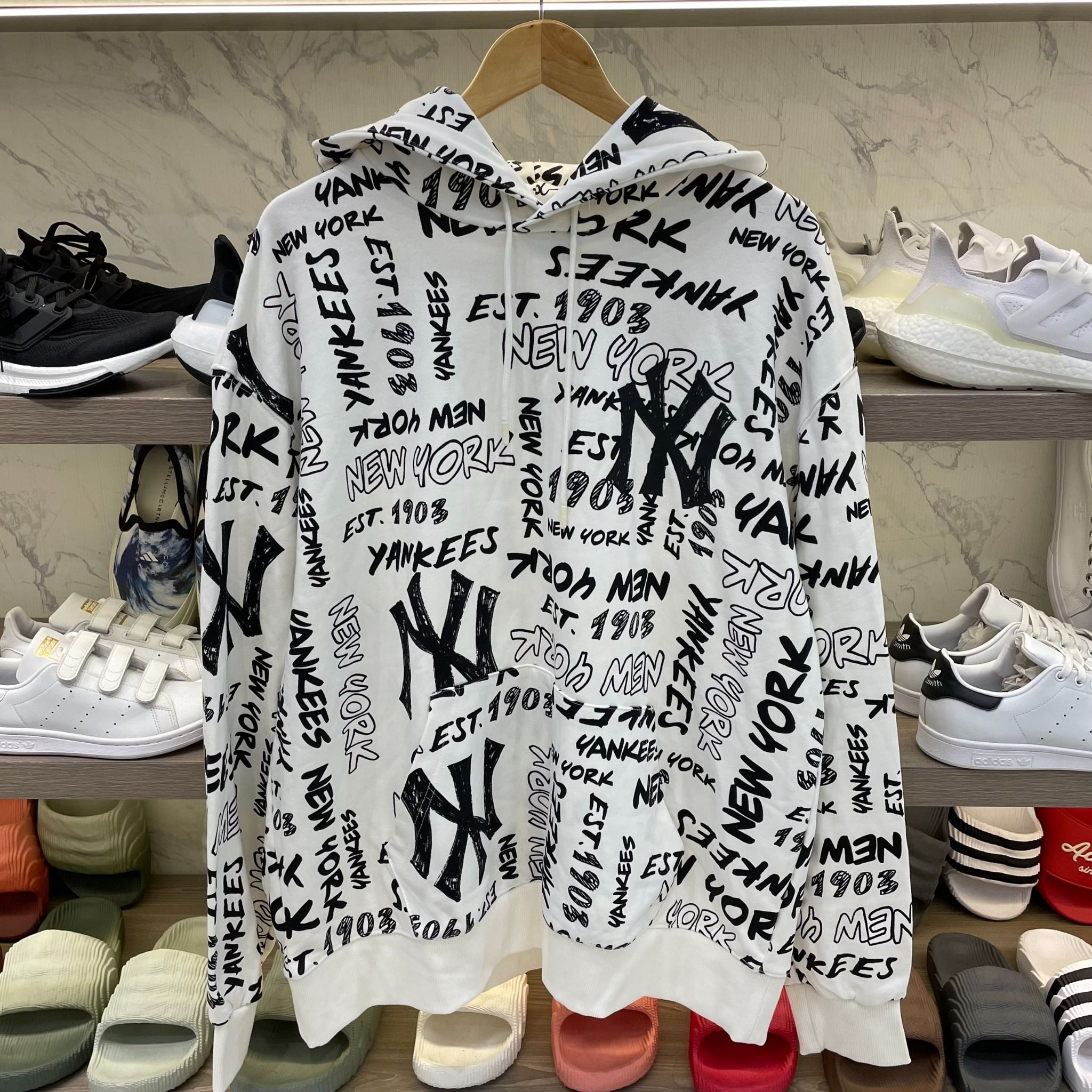 1567 - HÀNG CHÍNH HÃNG - ÁO HOODIE MLB ALLOVER OVERFIT HOODIE NEW YORK YANKEES