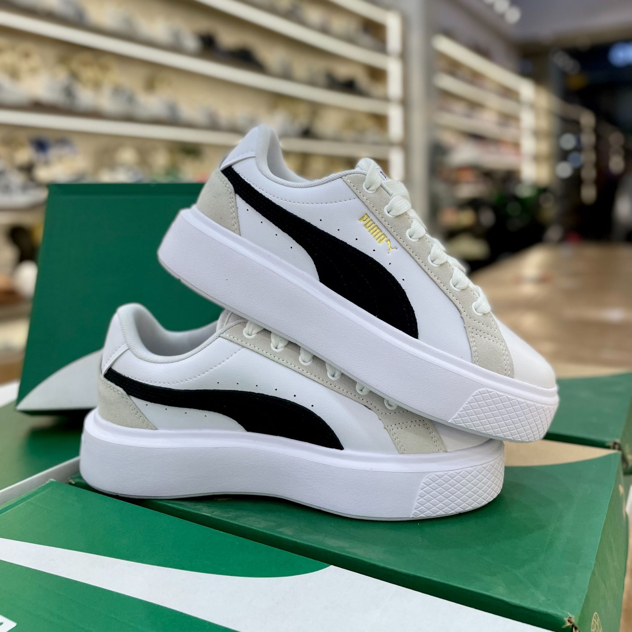 1582 - HÀNG CHÍNH HÃNG - GIÀY PUMA OSLO MAJA - MÀU TRẮNG - CODE: 375057 01