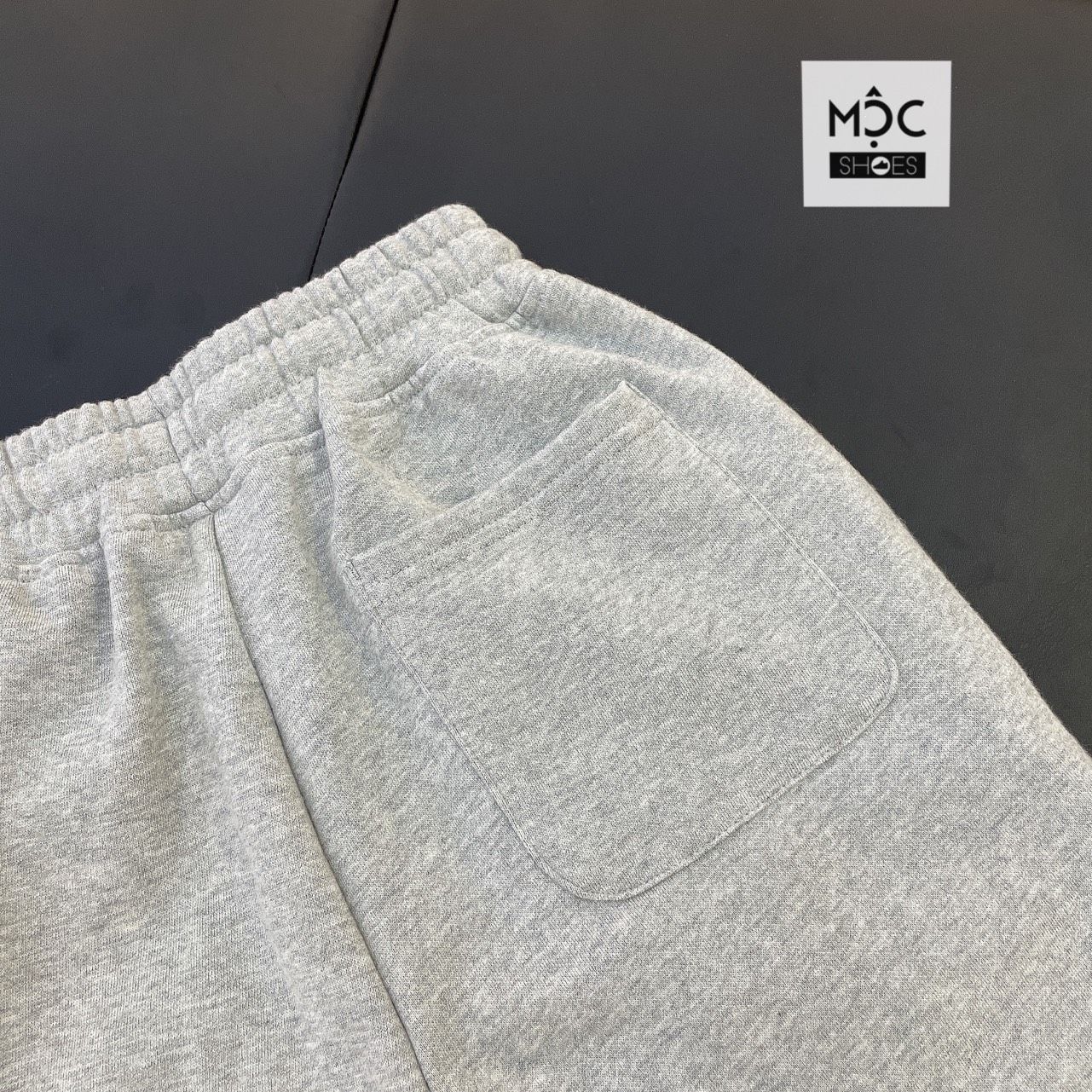 1592 - HÀNG CHÍNH HÃNG - QUẦN JOGGER WHO.AU STEVE HÌNH GẤU - XÁM - CODE: WHTMC4T31U