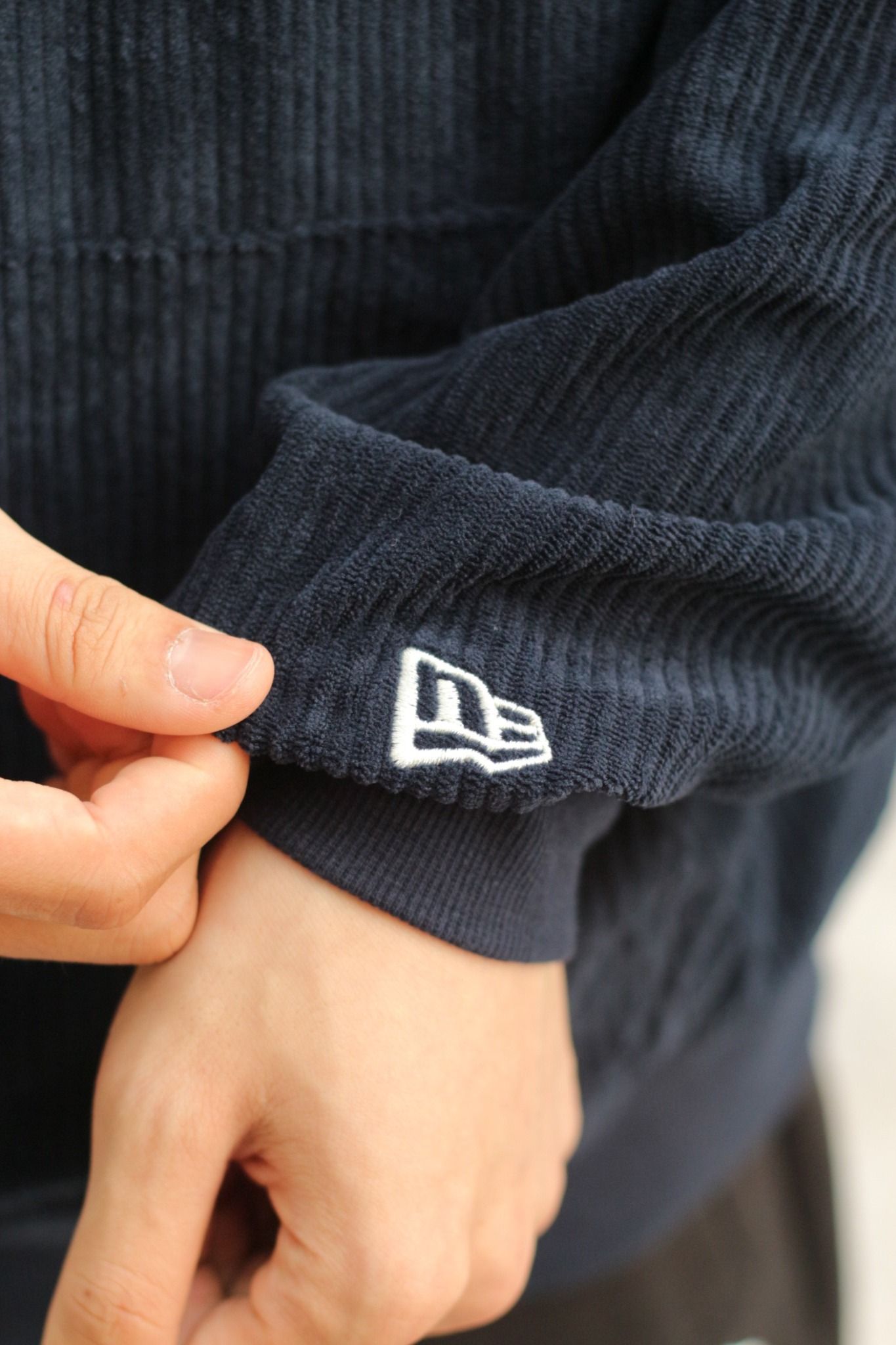 1591 - HÀNG CHÍNH HÃNG - ÁO SWEATER ZIP LOGO LA - NAVY - CODE: 13867757
