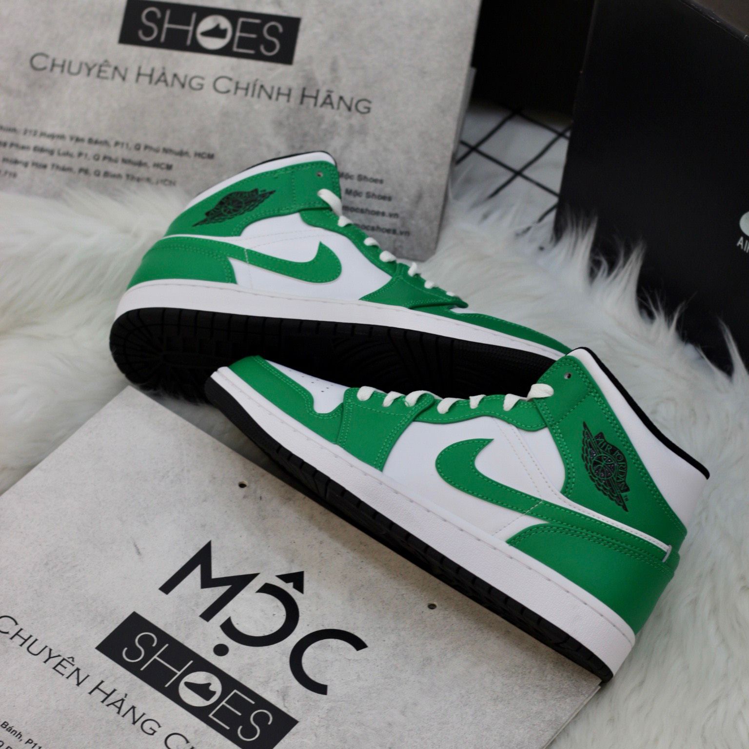 1586 - HÀNG CHÍNH HÃNG - GIÀY NIKE AIR JORDAN 1 MID