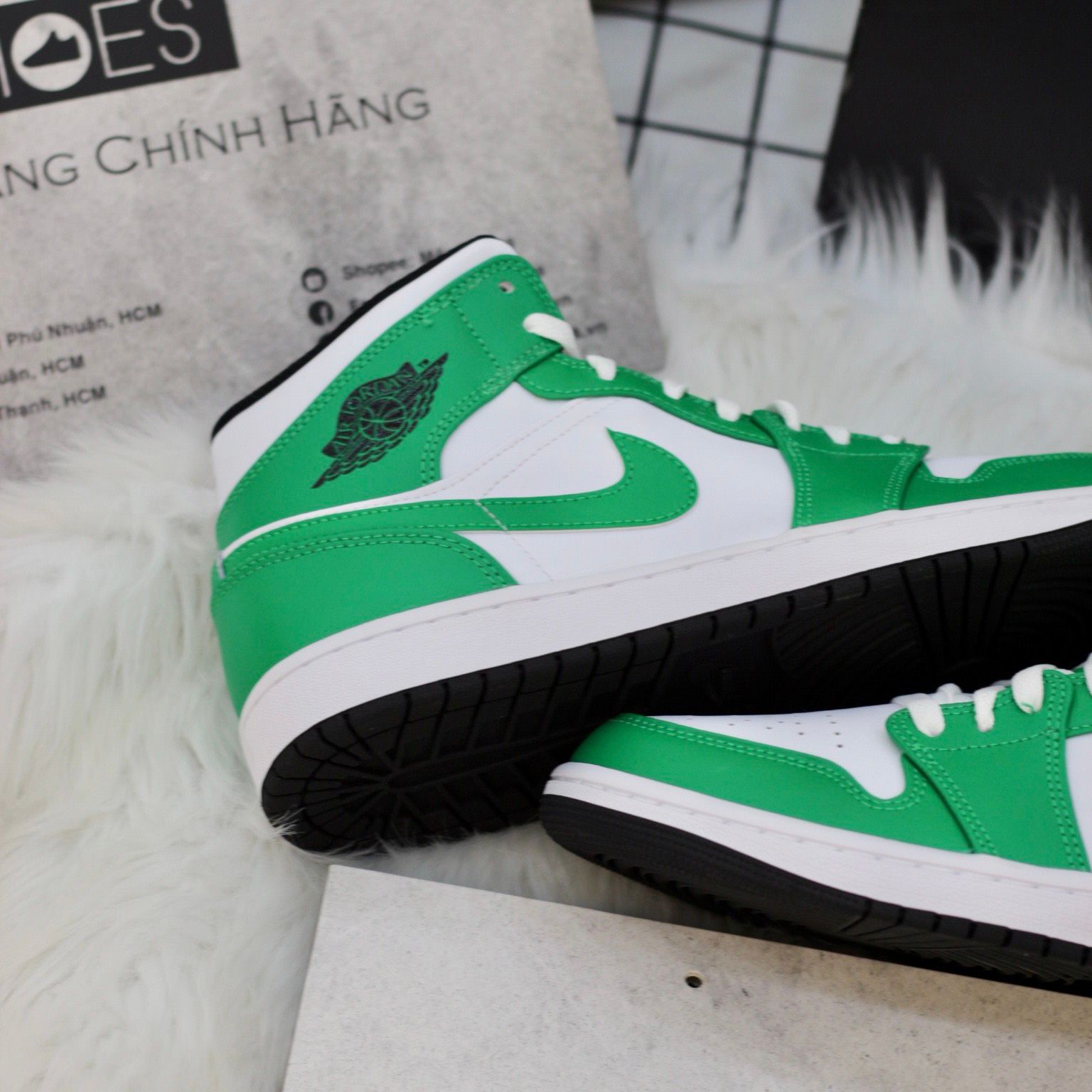 1586 - HÀNG CHÍNH HÃNG - GIÀY NIKE AIR JORDAN 1 MID