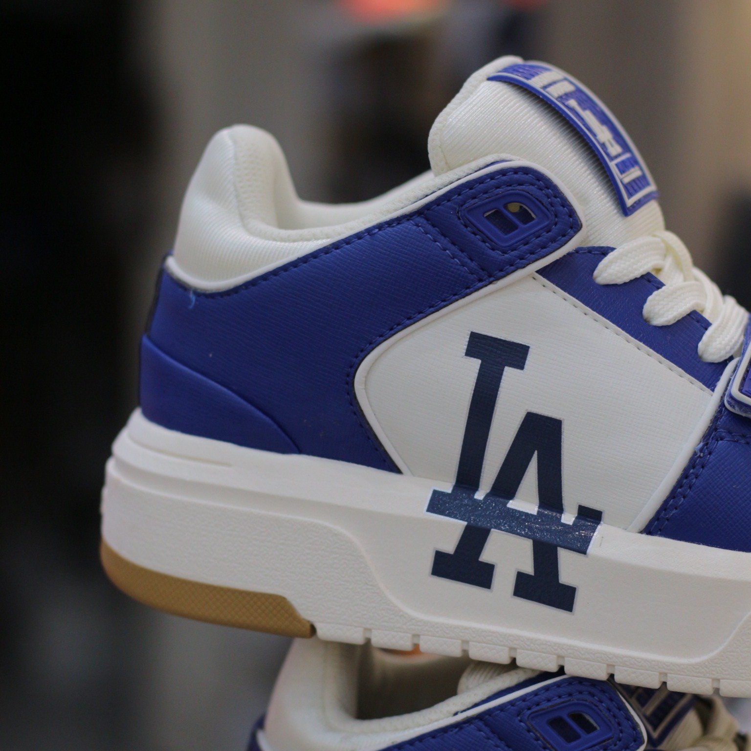 1597 - HÀNG CHÍNH HÃNG - GIÀY MLB CHUNKY LINER MID LA DODGERS - Saffiano Blue - CODE: 3ASXLMF3N-07BLS