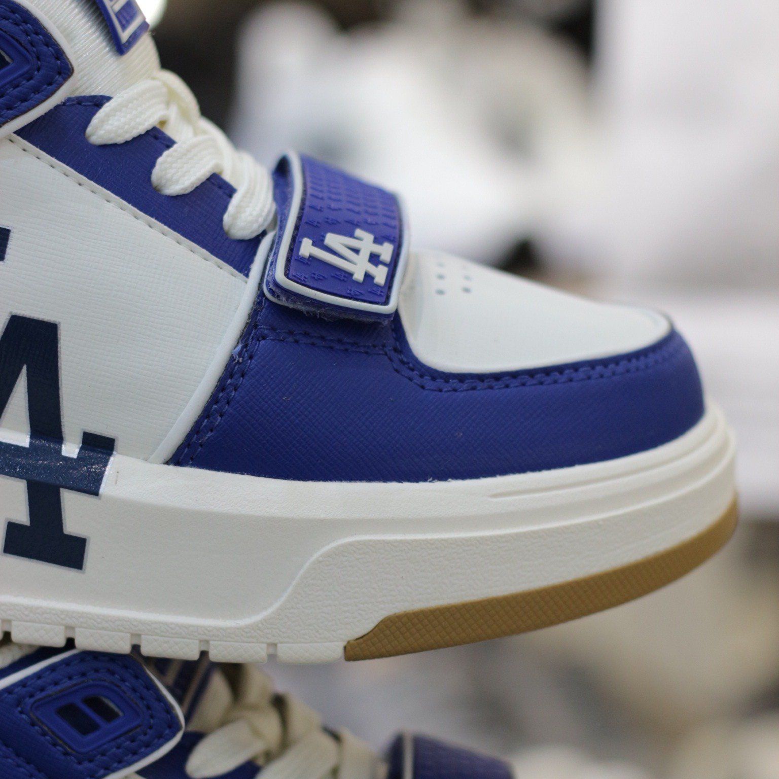 1597 - HÀNG CHÍNH HÃNG - GIÀY MLB CHUNKY LINER MID LA DODGERS - Saffiano Blue - CODE: 3ASXLMF3N-07BLS