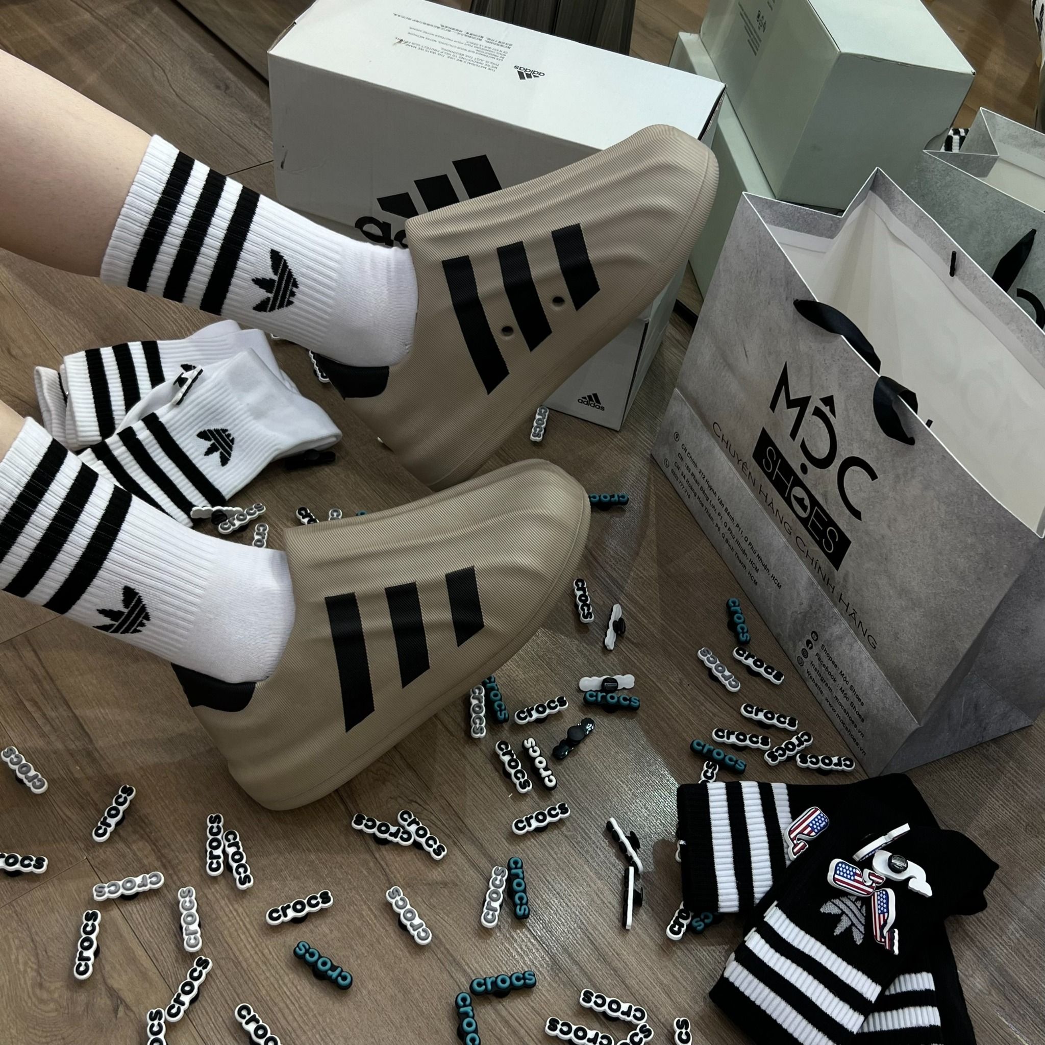 1604 - HÀNG CHÍNH HÃNG - GIÀY ADIDAS ADIFOM SUPERSTAR - NÂU CÀ PHÊ SỌC ĐEN